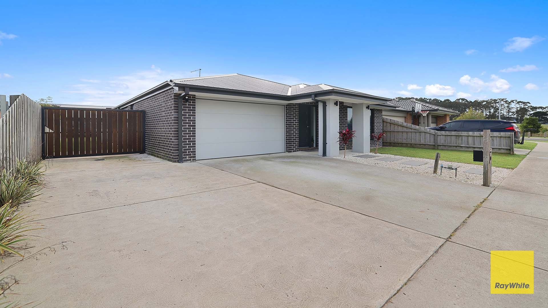 15 Parkside Crescent, Foster, VIC 3960