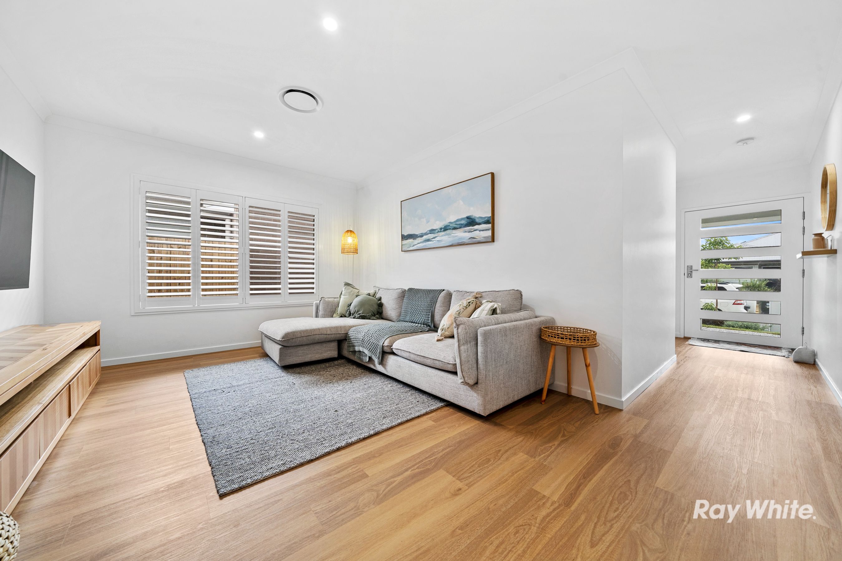 28 Amber Circuit, Greenbank, QLD 4124