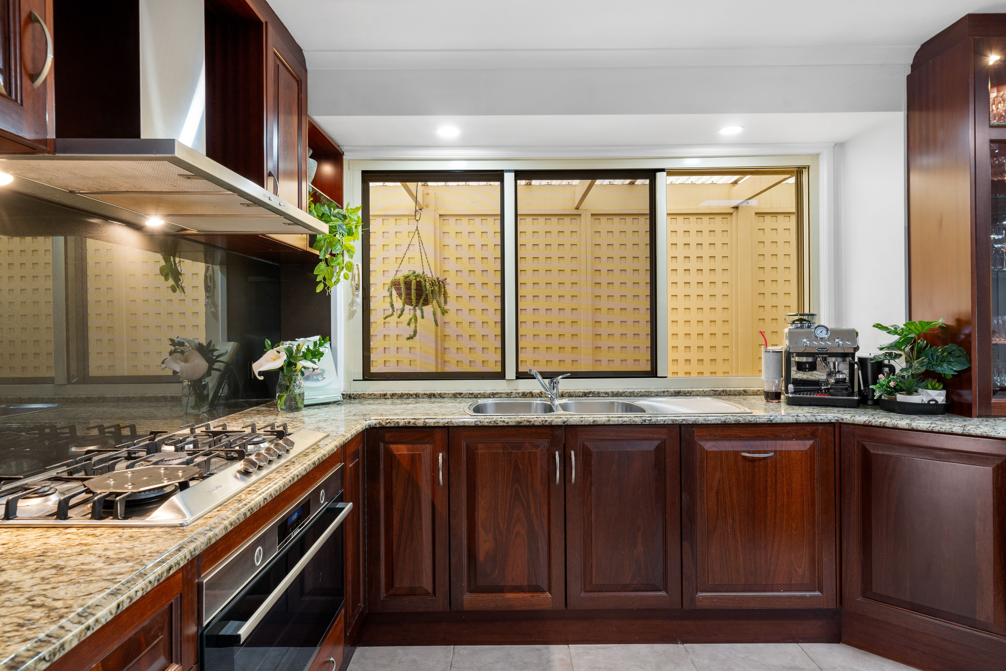 62 Meakin Terrace — photo 7 of 20