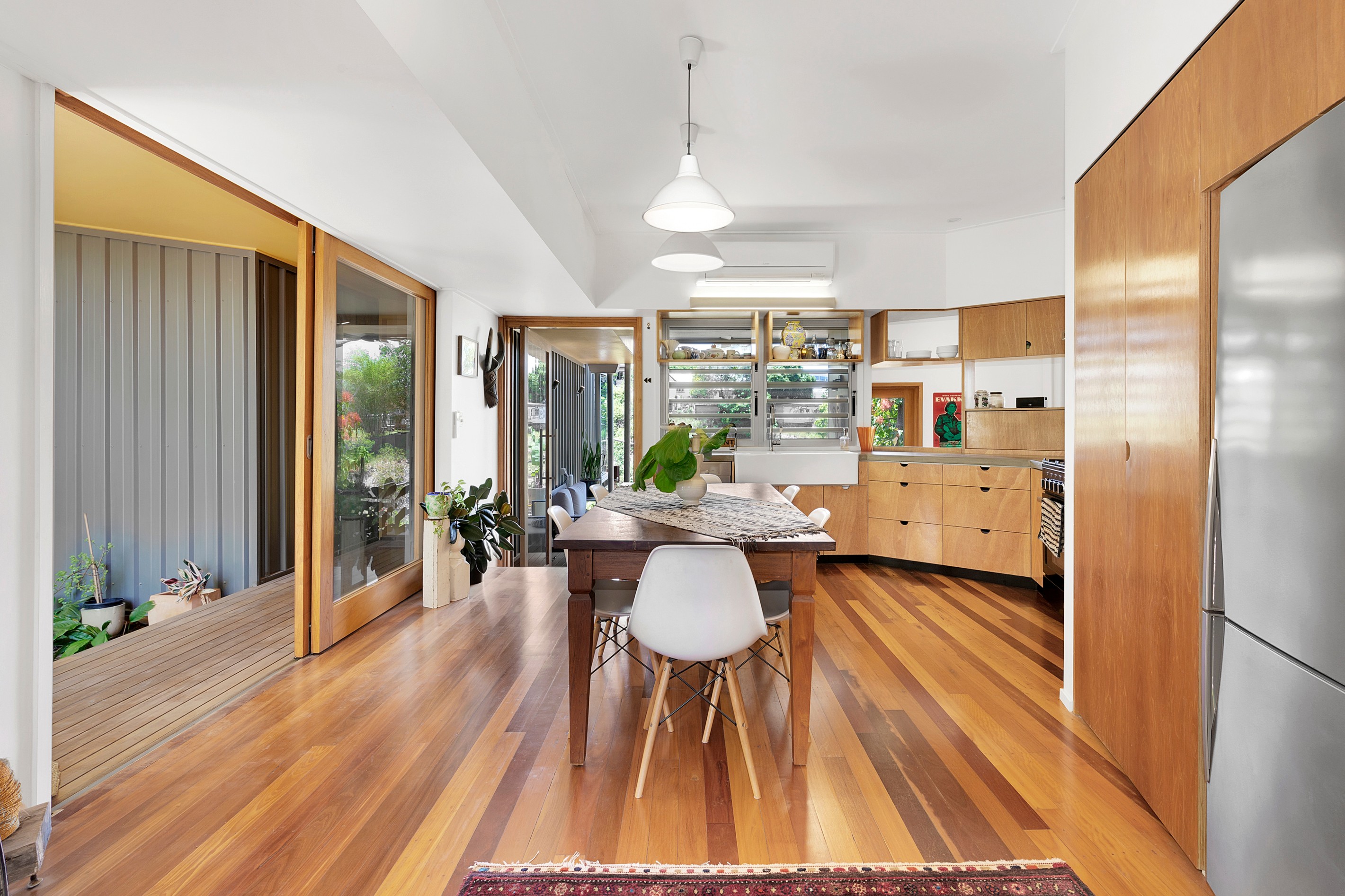 26 Strath Street, Highgate Hill, QLD 4101