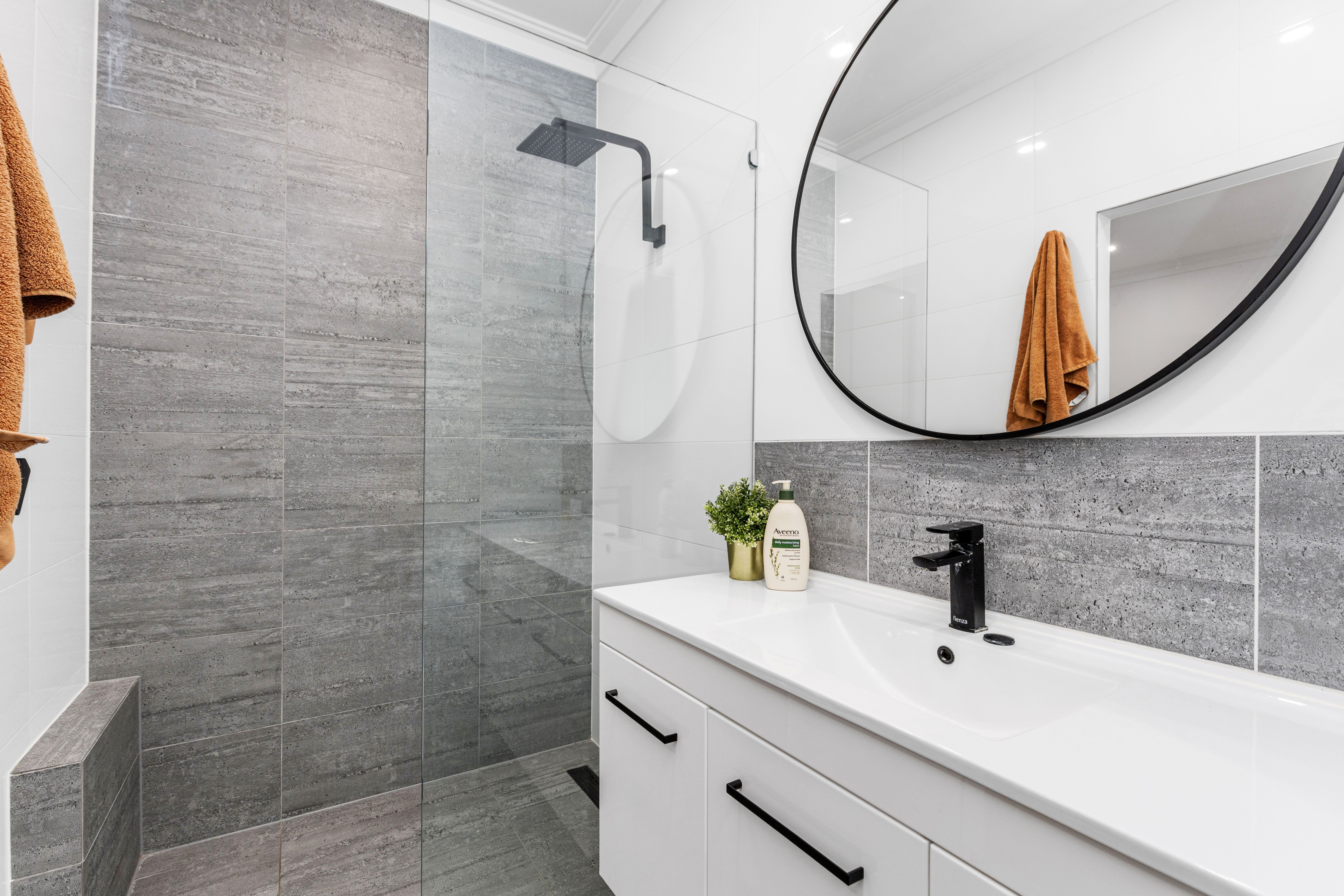 11 Bartlett Crescent — photo 17 of 30