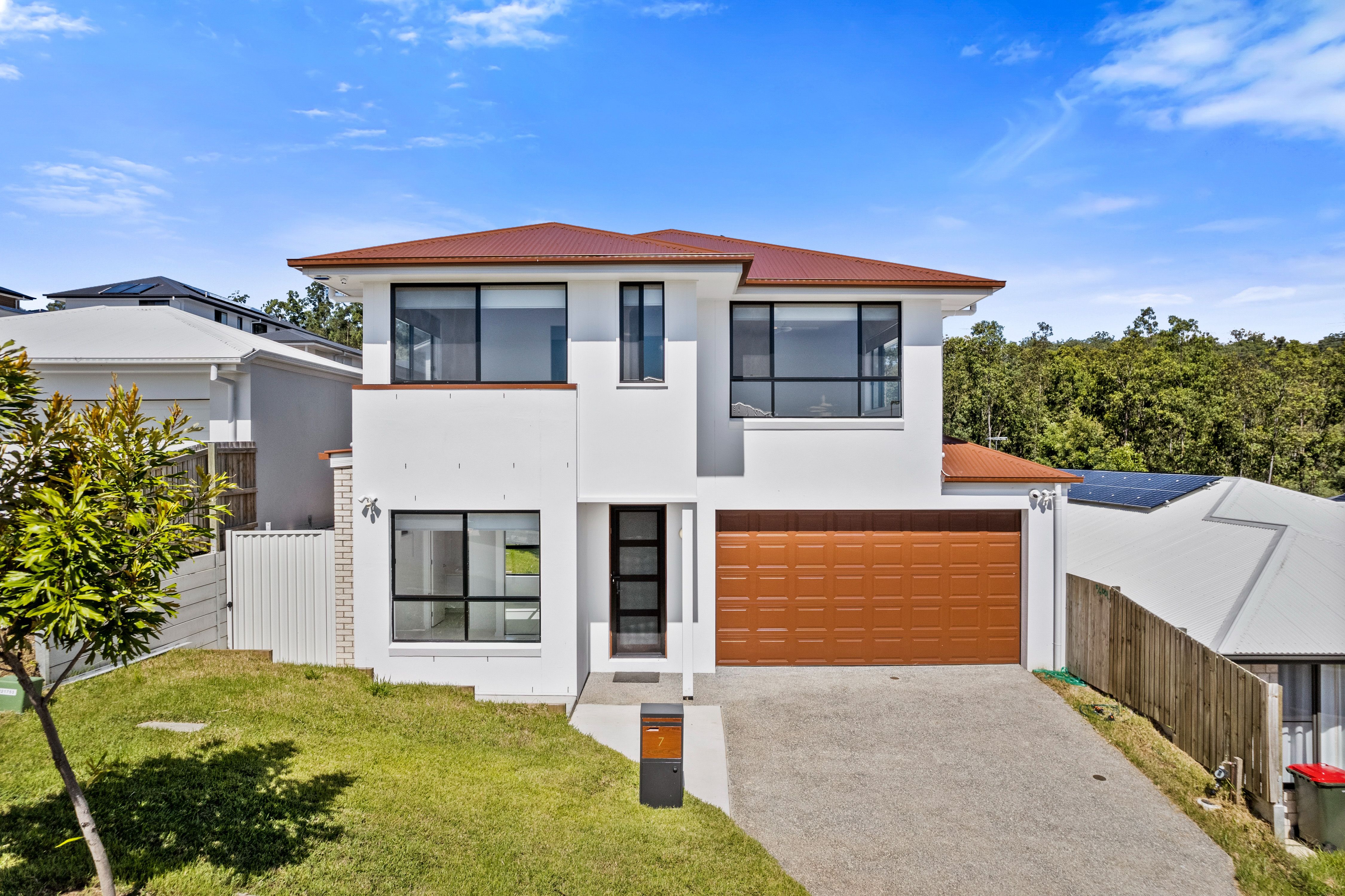 7 Cradle Place, SPRING MOUNTAIN, QLD 4300