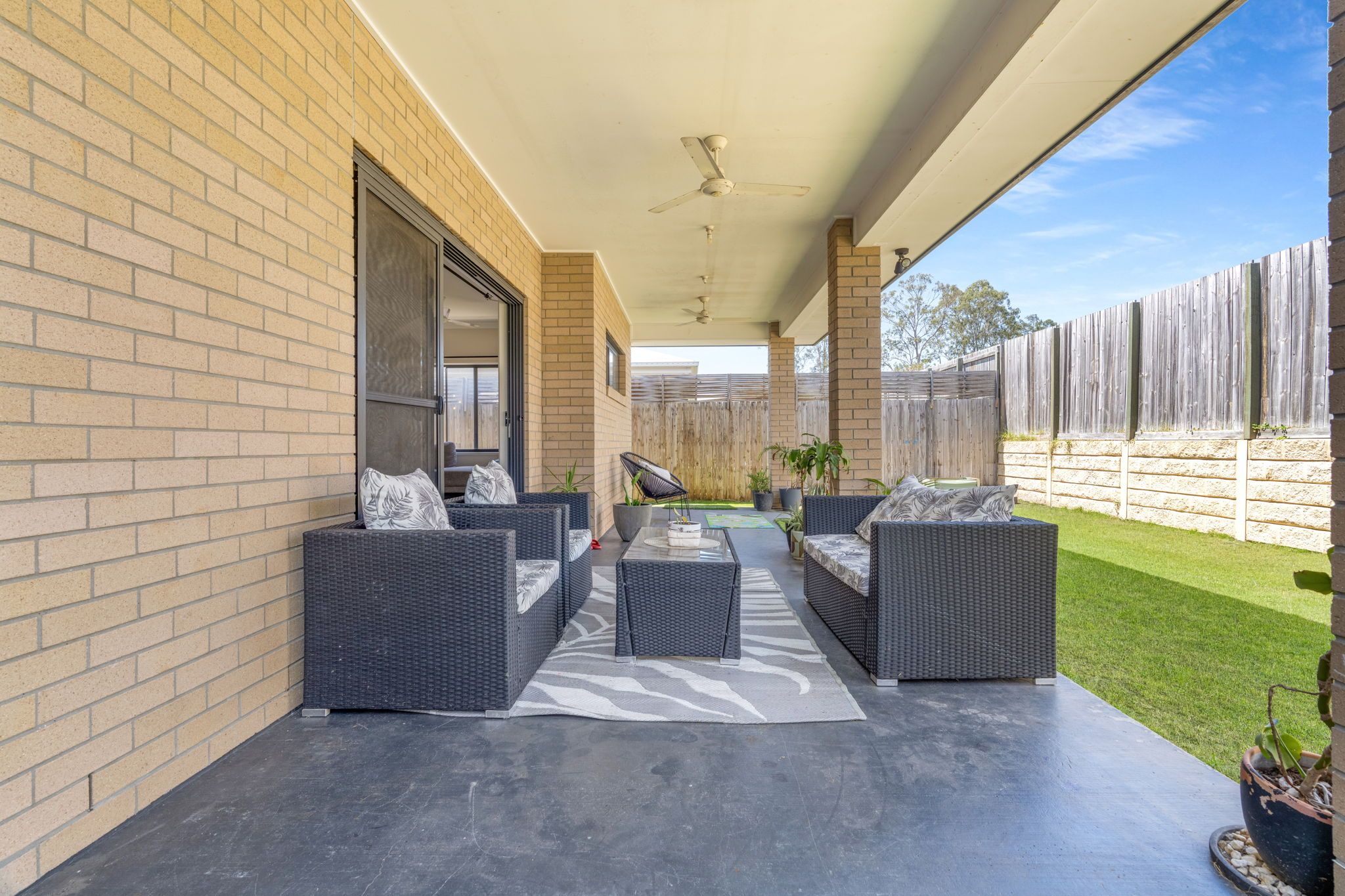10 Skyring Street — photo 11 of 12