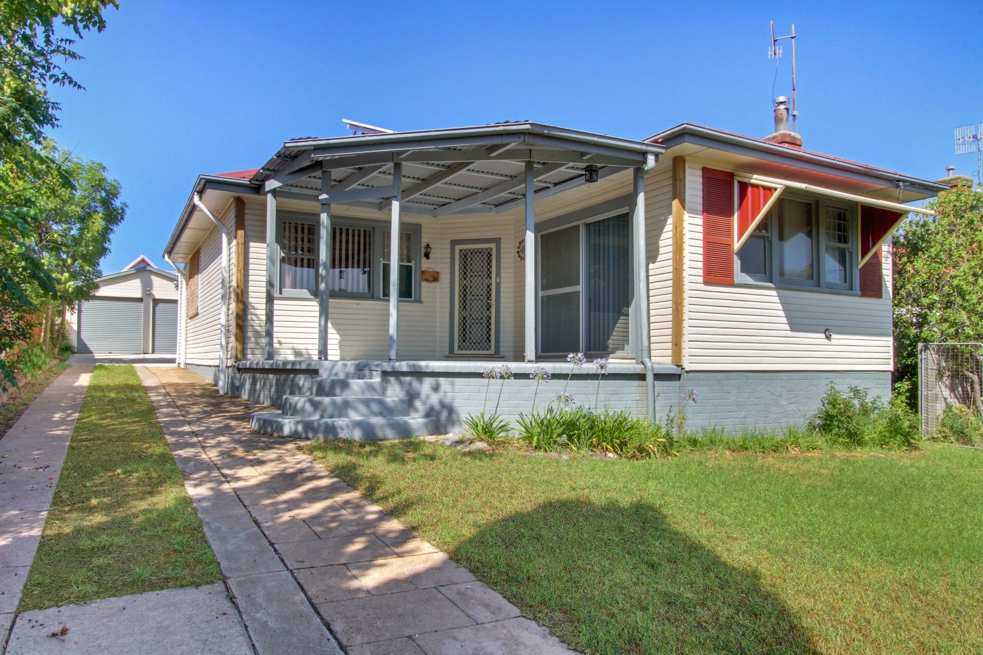 18 Elizabeth Street