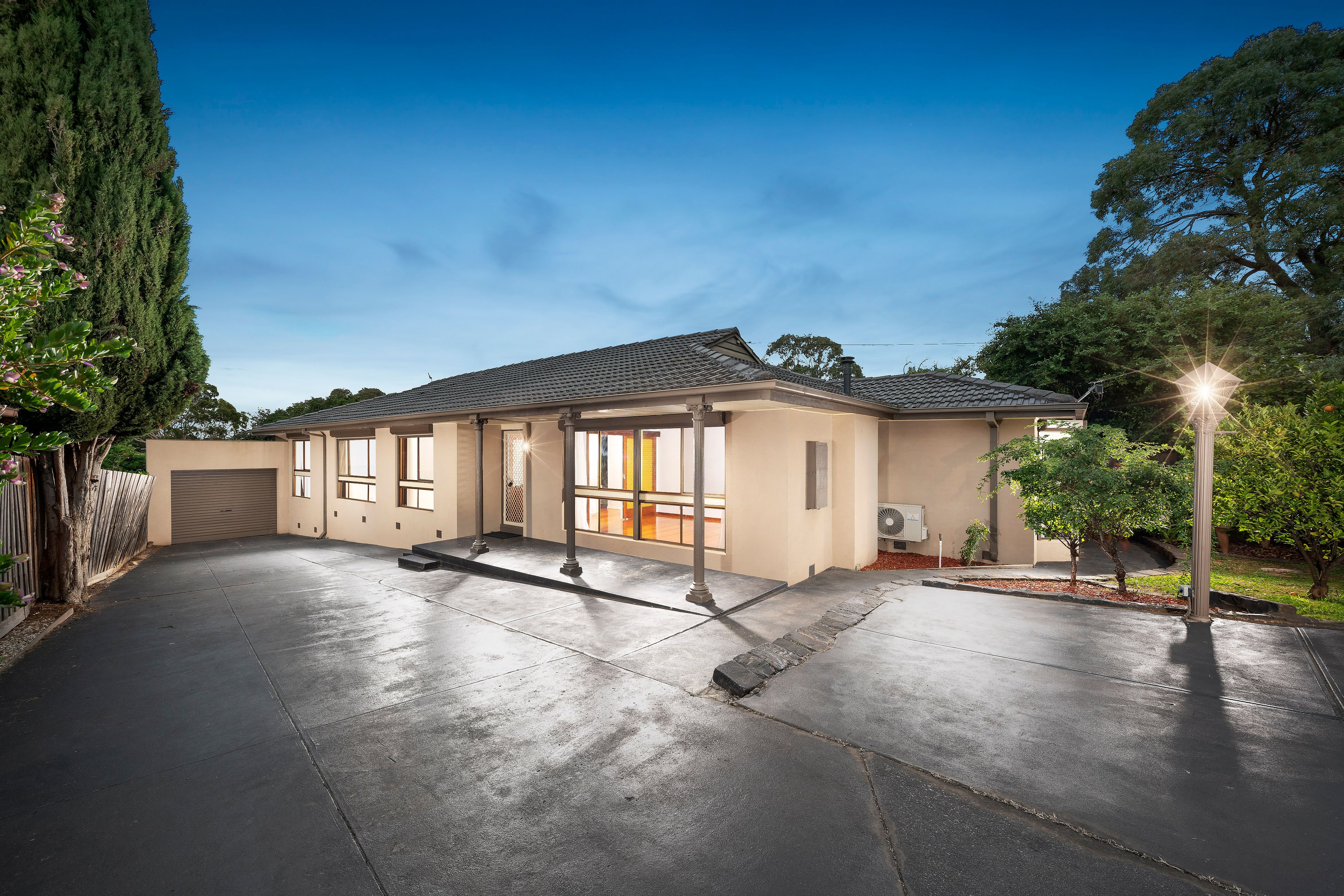 19 Carrara Road, Rowville VIC 3178
