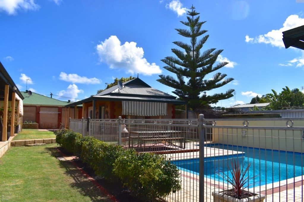 4 Lecaille Street, Dongara, WA 6525