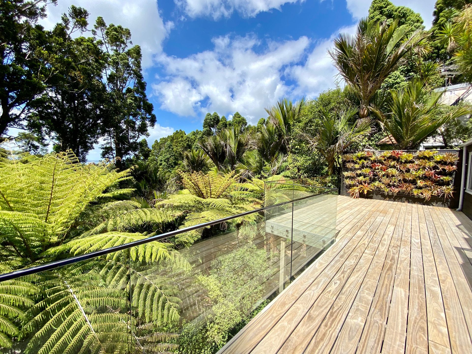 18 Manuka Road, Titirangi, Waitakere City