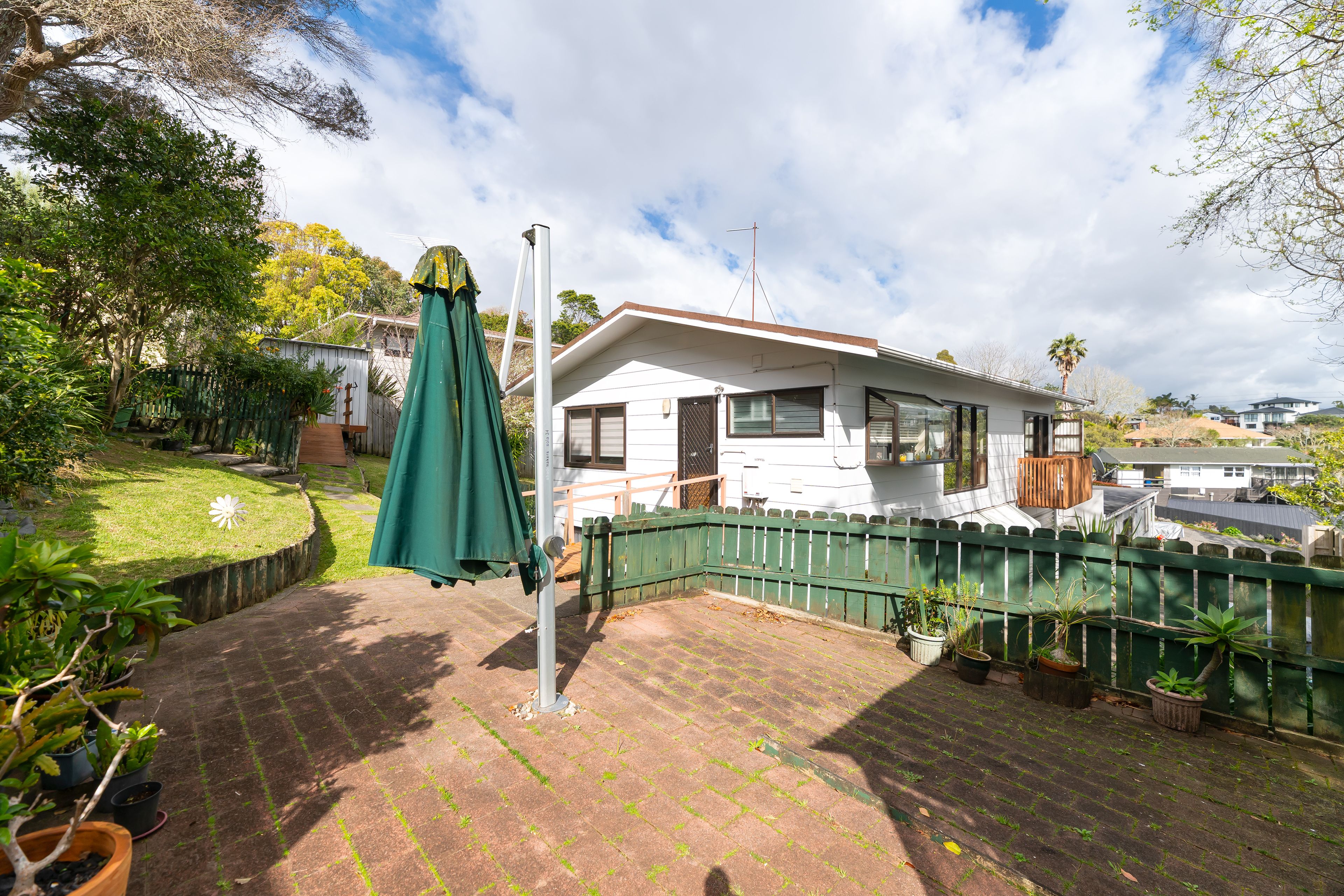 2/3 Leith Way, Rothesay Bay, North Shore City