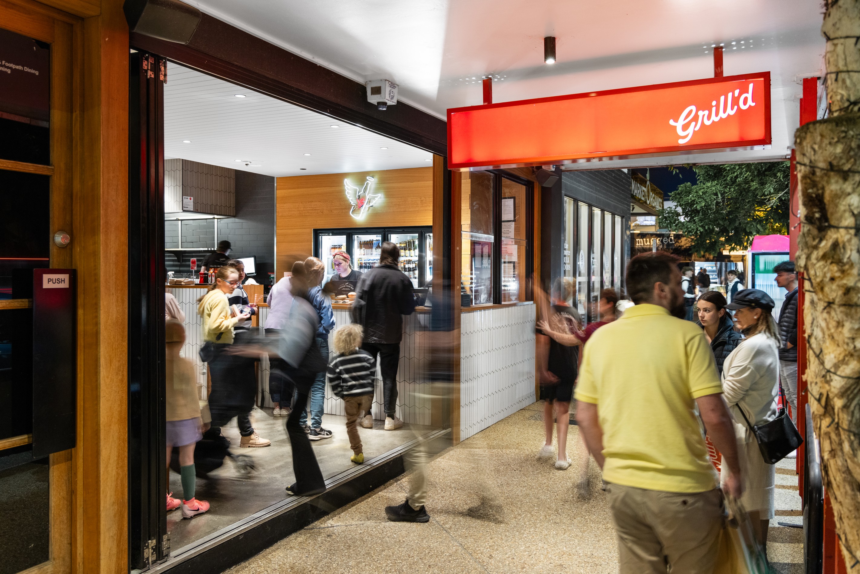 Grill'd Bulimba, 124 Oxford Street, Bulimba, QLD 4171
