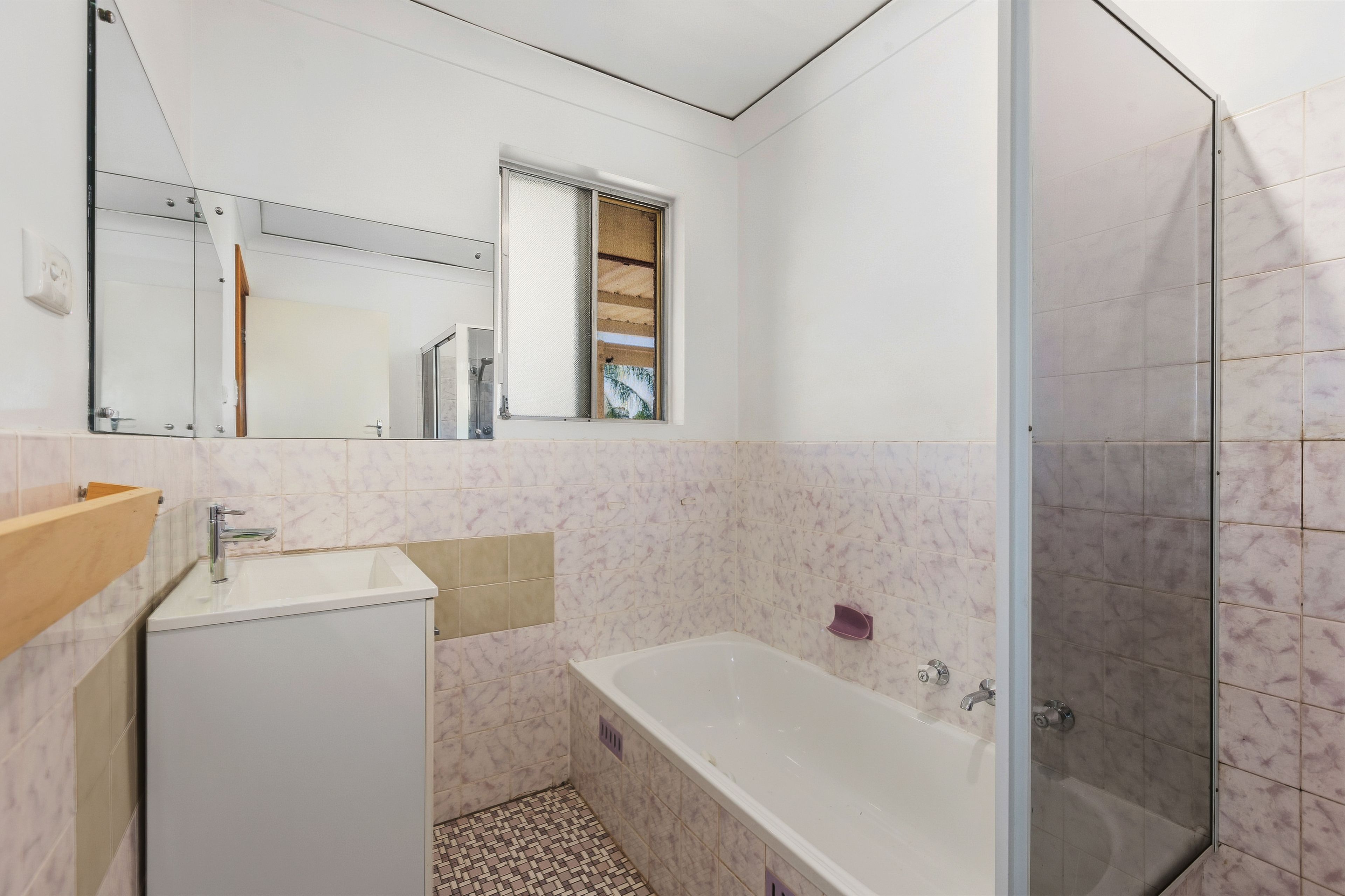 8 Plews Avenue — photo 11 of 16