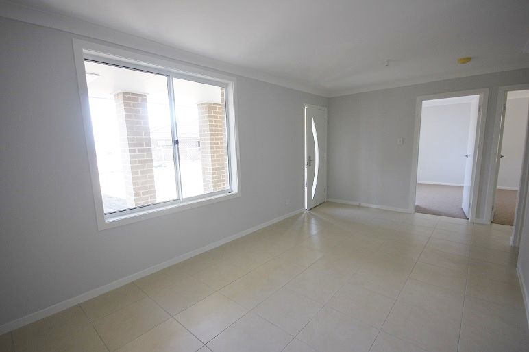 8A Ossa Place, Minto, NSW 2566