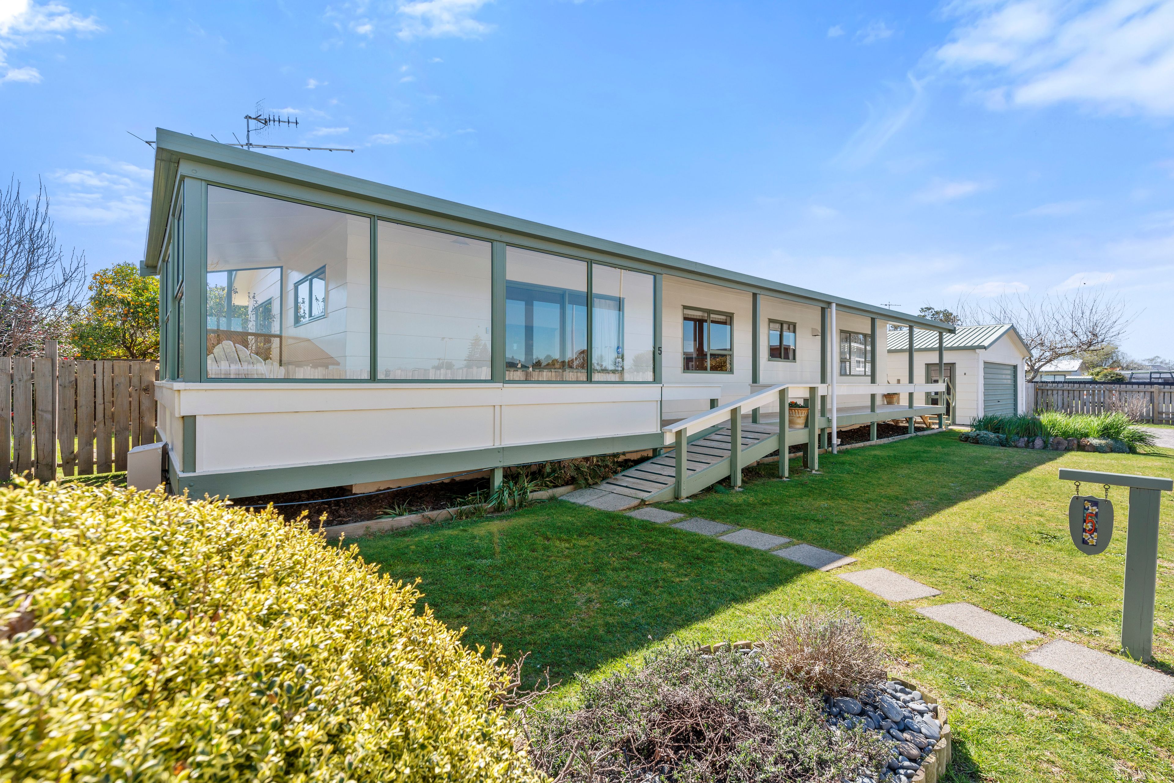 5 Kingdom Drive, Fairy Springs, Rotorua District