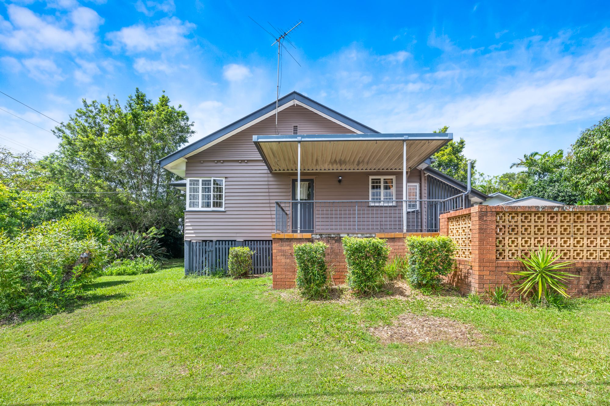 2 Bovill Street, Tarragindi, QLD 4121