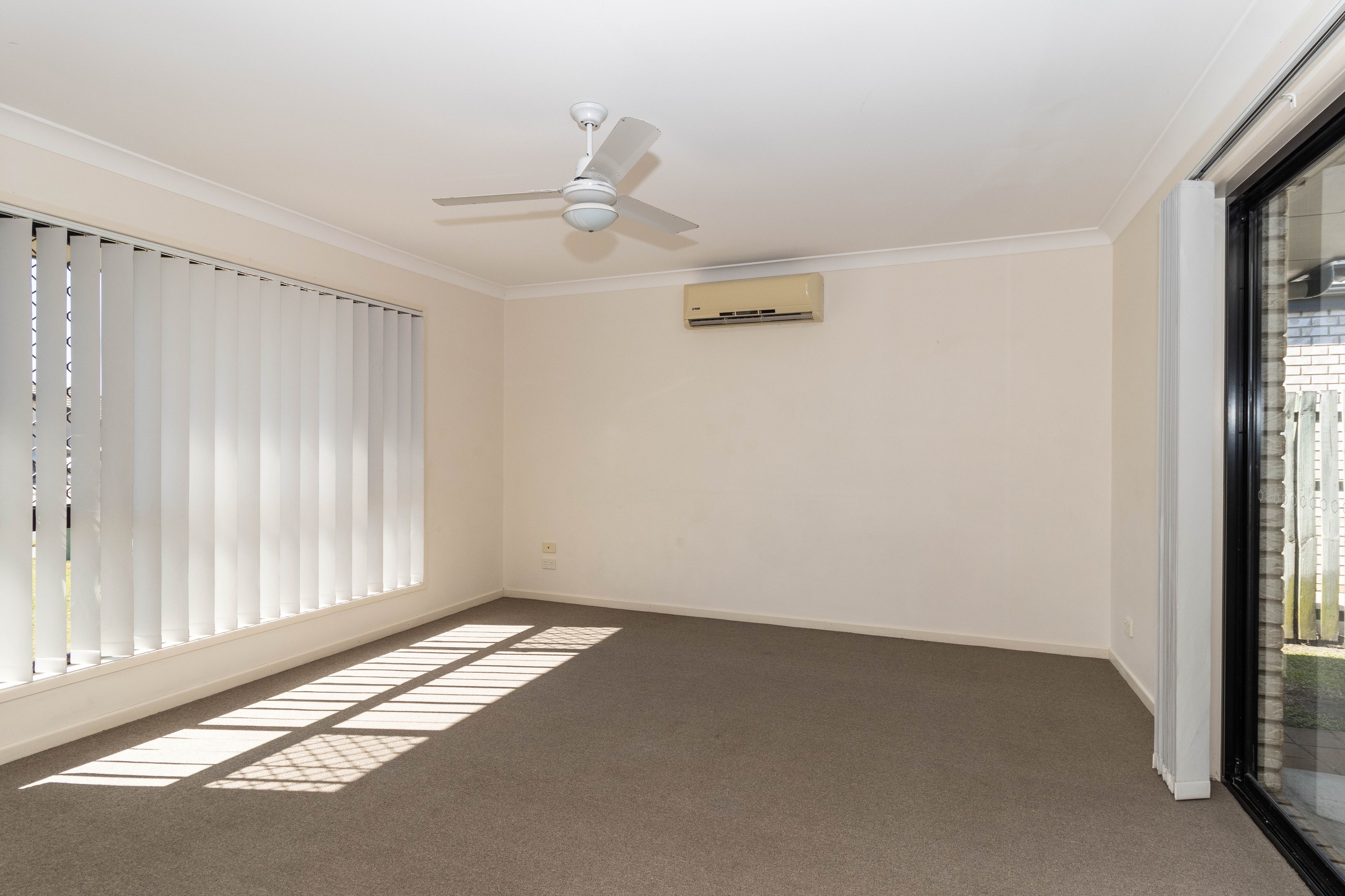 86 Endeavour Way, Eli Waters, QLD 4655