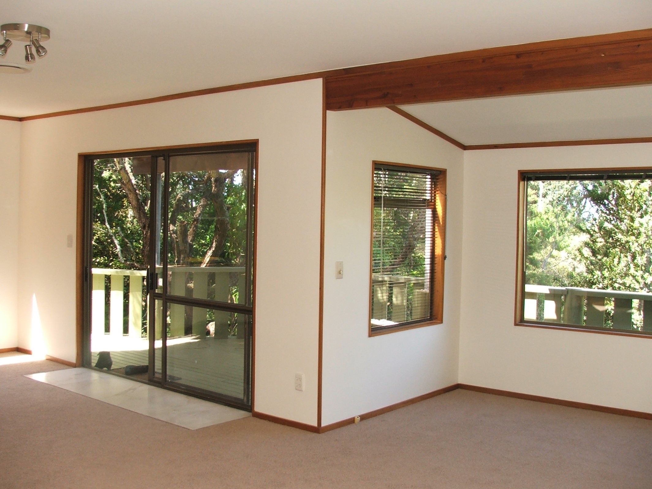 15 Miha Road, Titirangi, Waitakere City