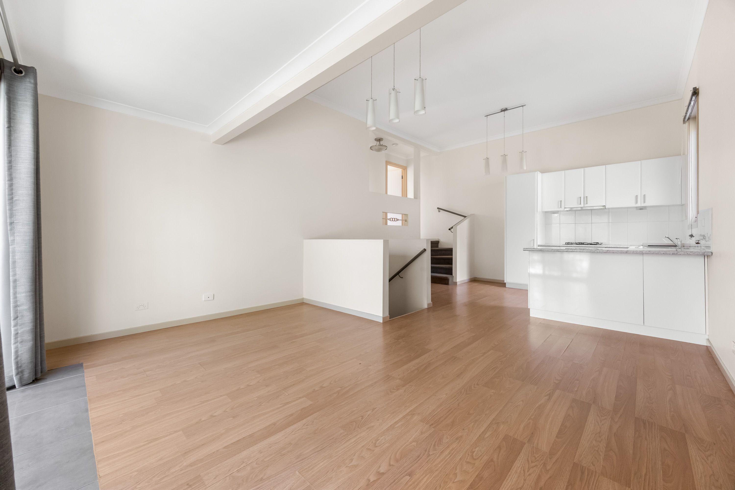 327 Richards Street — photo 5 of 12