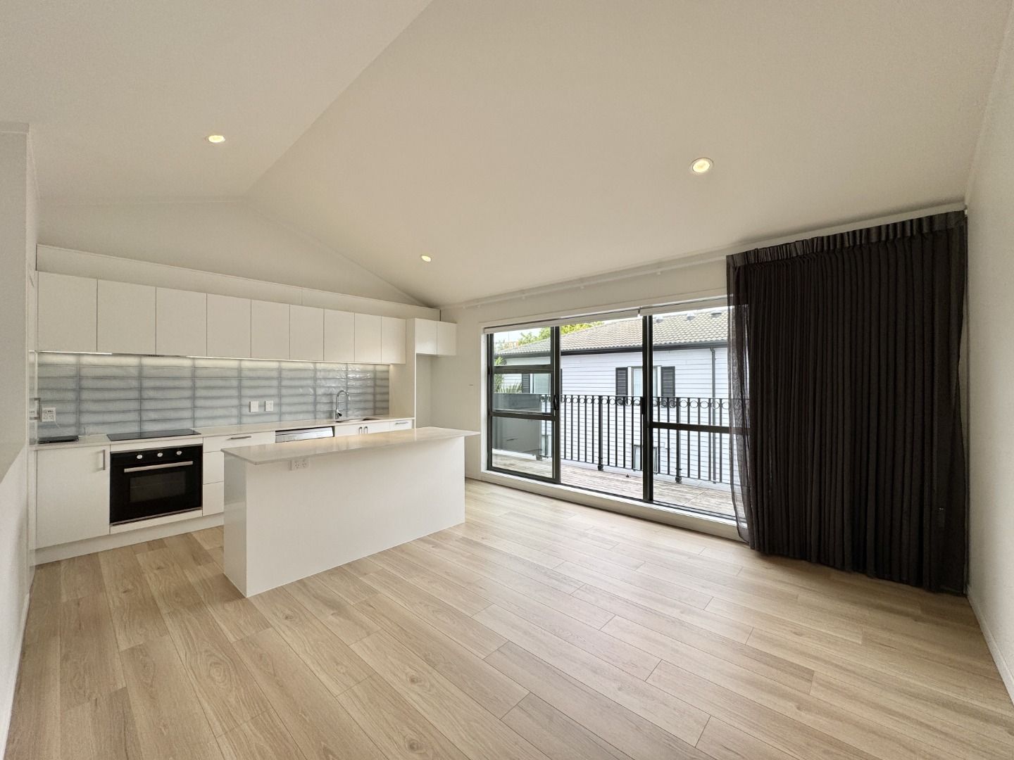 2/42 Saint Benedicts Street, Eden Terrace, Auckland City