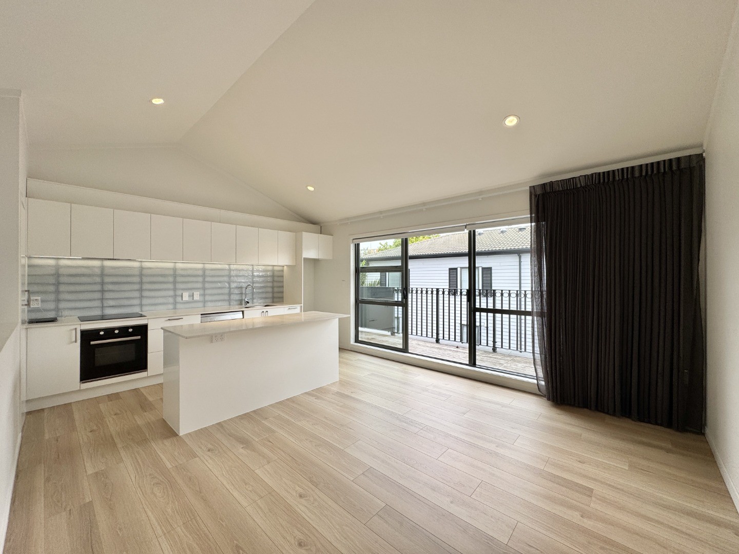 2/42 Saint Benedicts Street, Eden Terrace, Auckland City