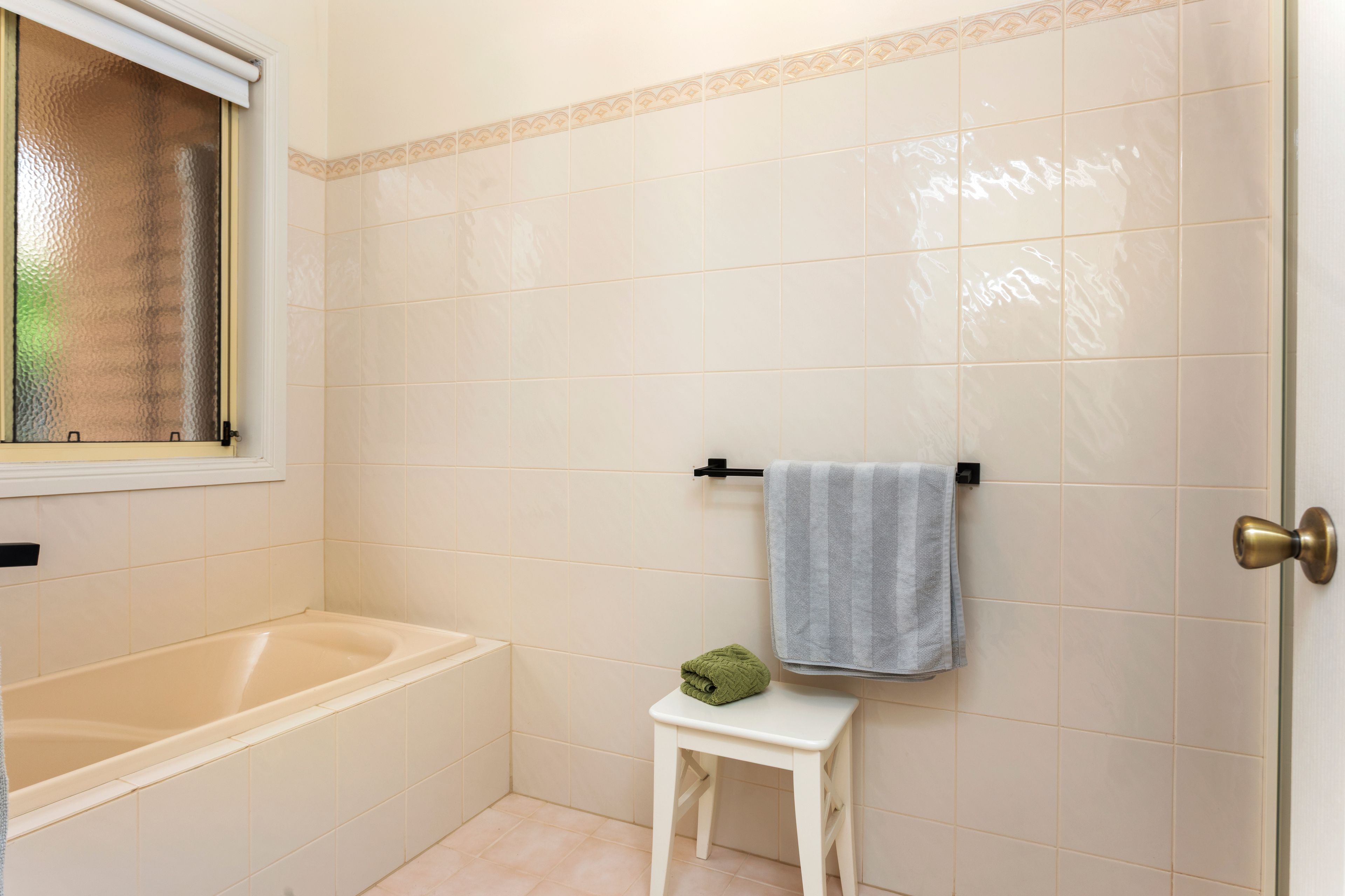 13 Bassett Street — photo 15 of 23