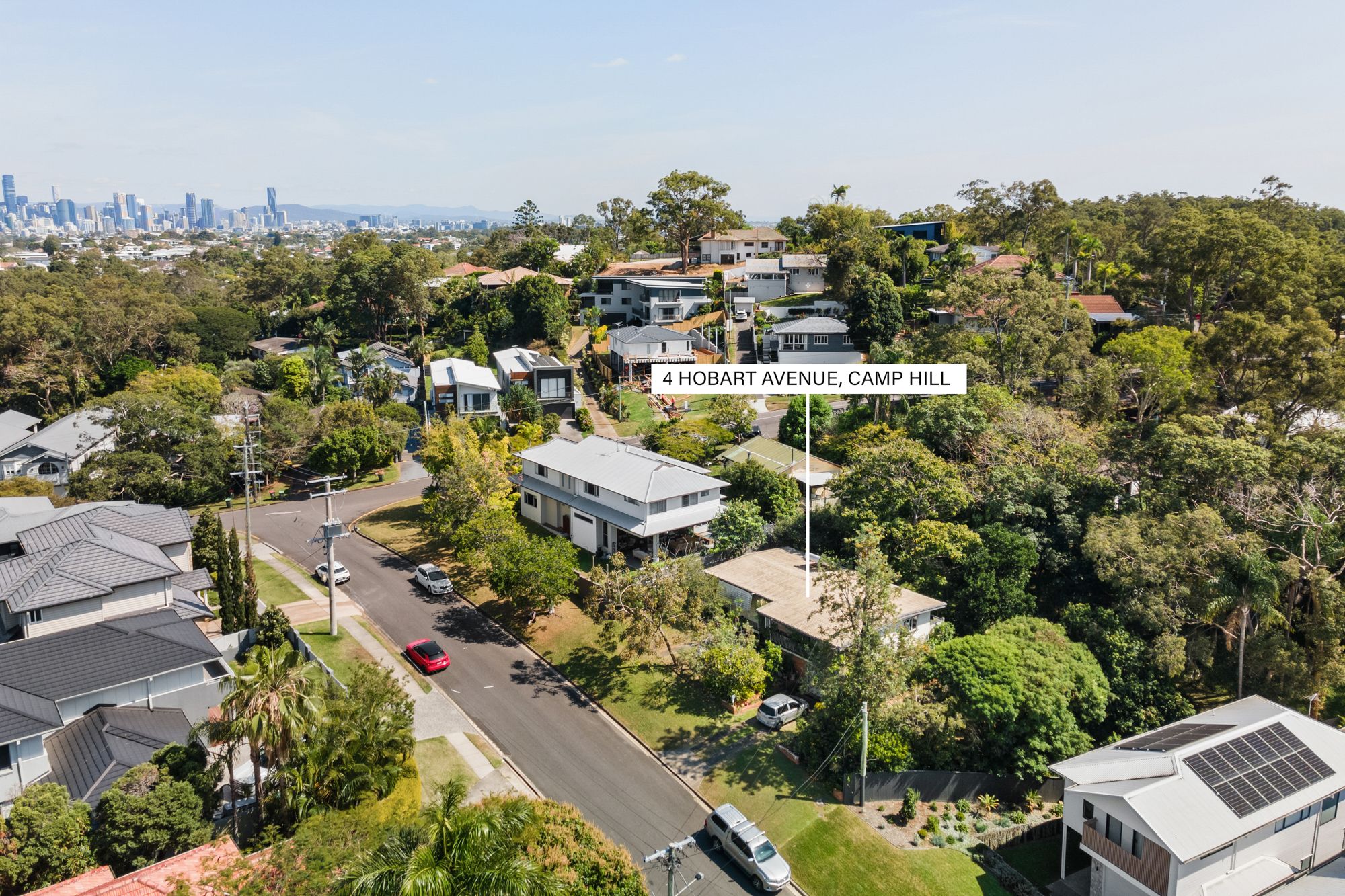 4 Hobart Avenue, Camp Hill, QLD 4152