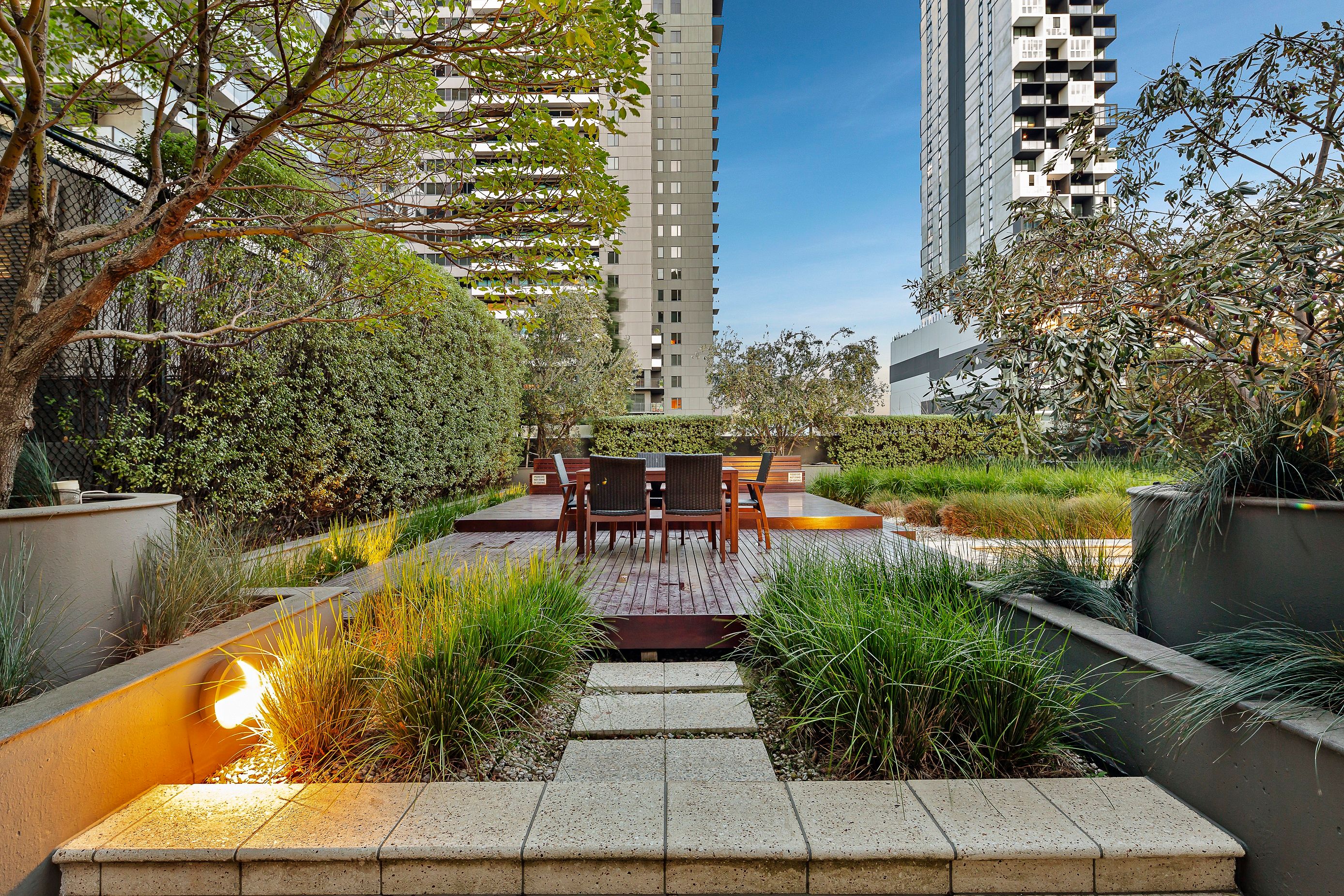 151/79 Whiteman Street, Southbank, VIC 3006