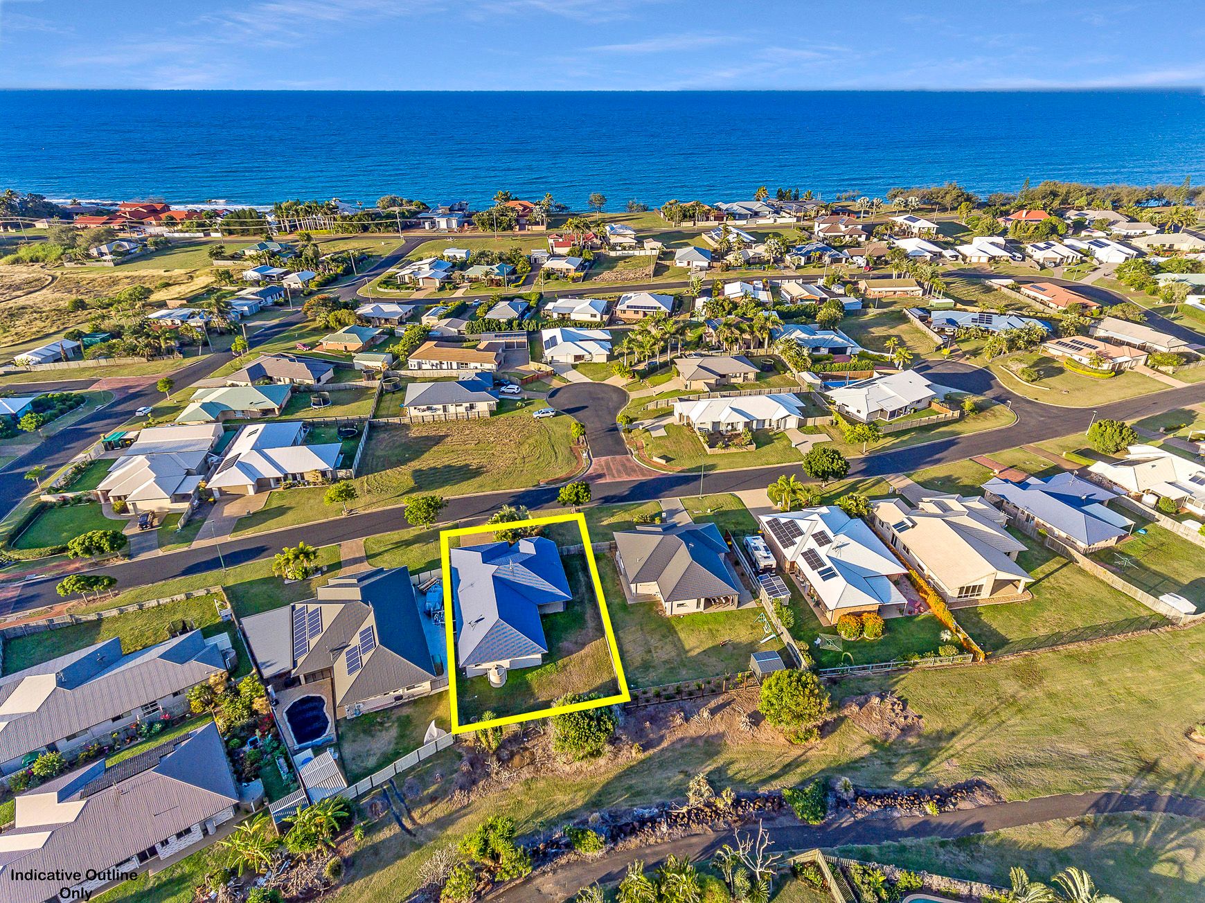 5 Peggy Drive, Coral Cove, QLD 4670