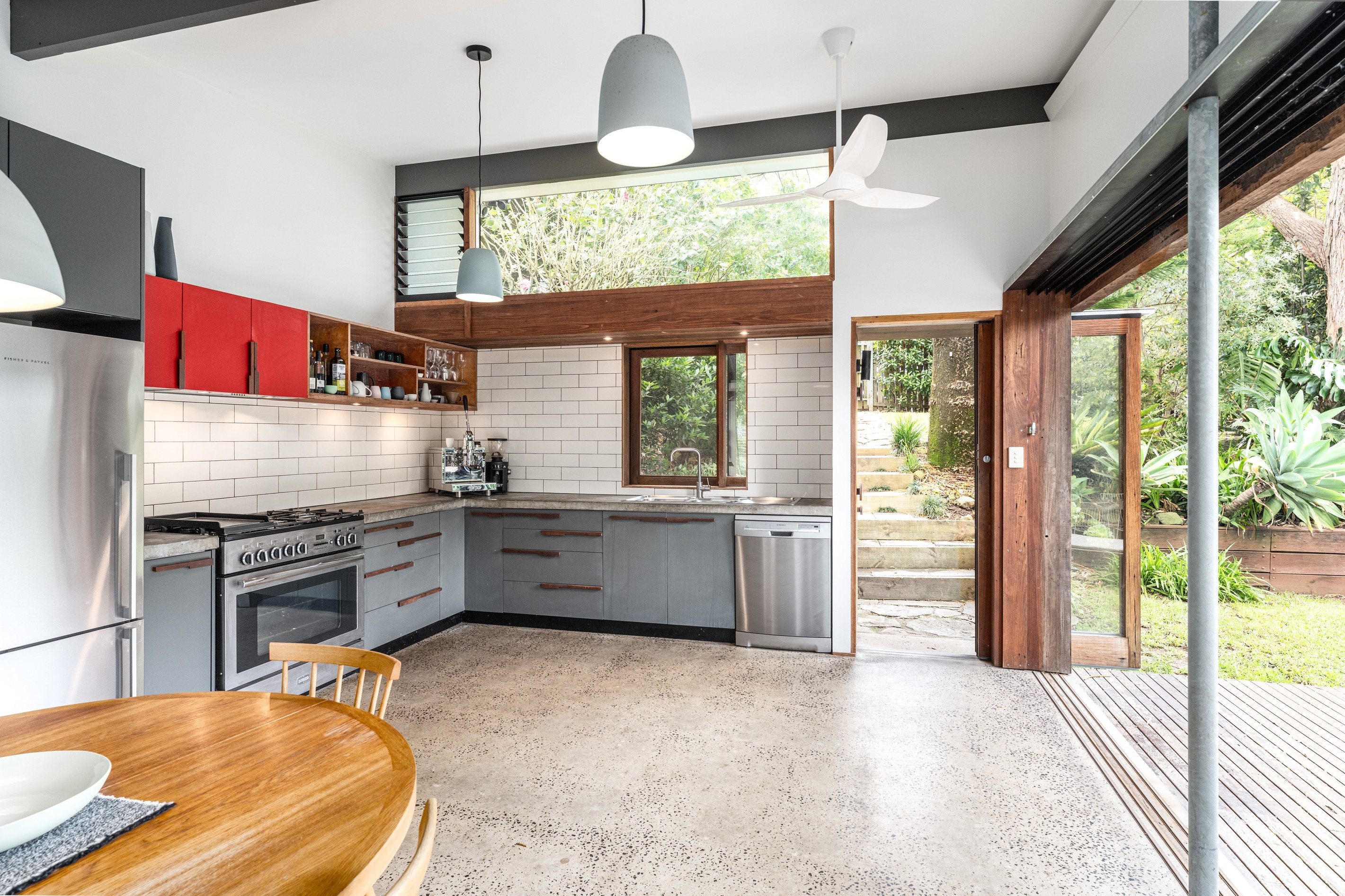 2c Railway Crescent, Stanwell Park, NSW 2508
