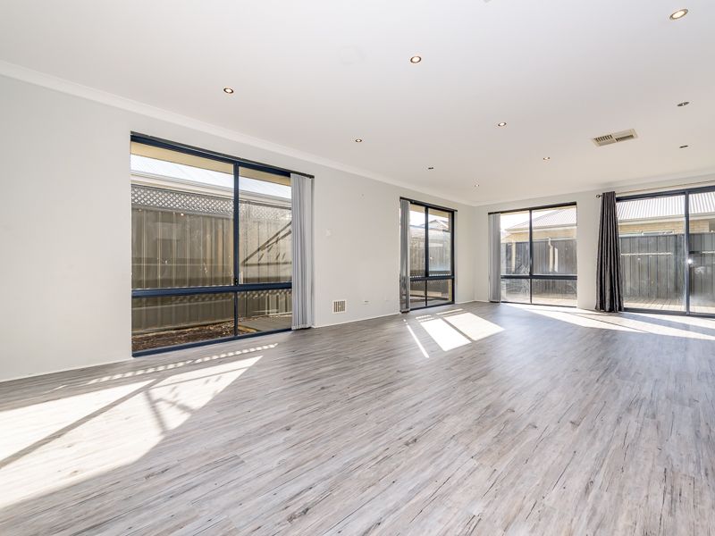 43 Mallard Way, Baldivis, WA 6171