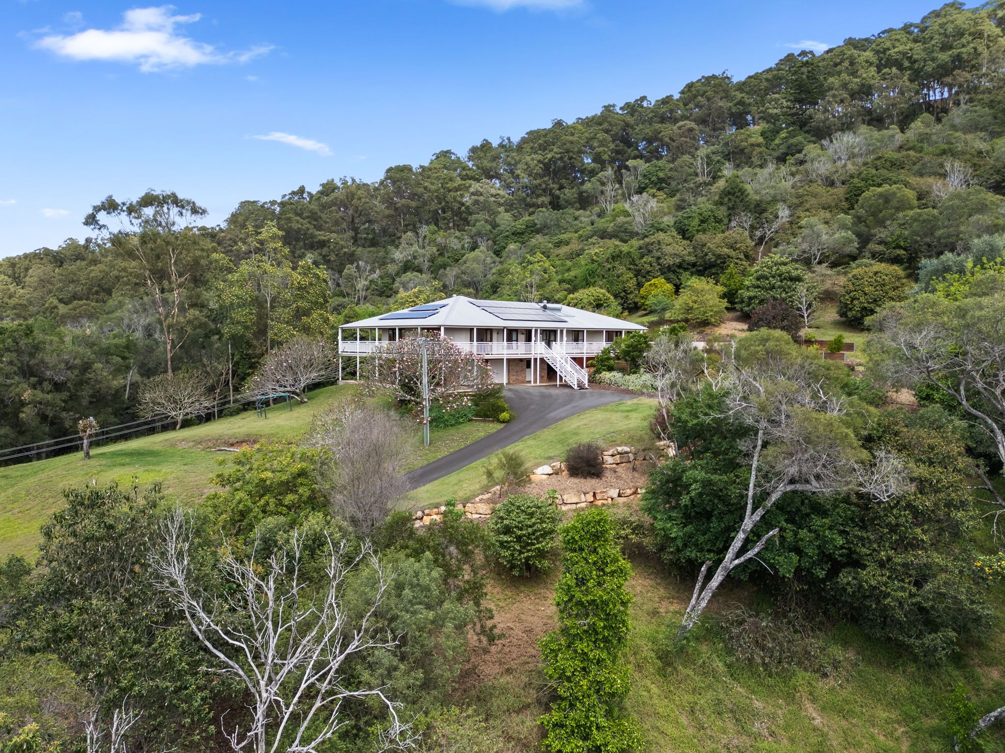 682 Grandview Road, Pullenvale, QLD 4069
