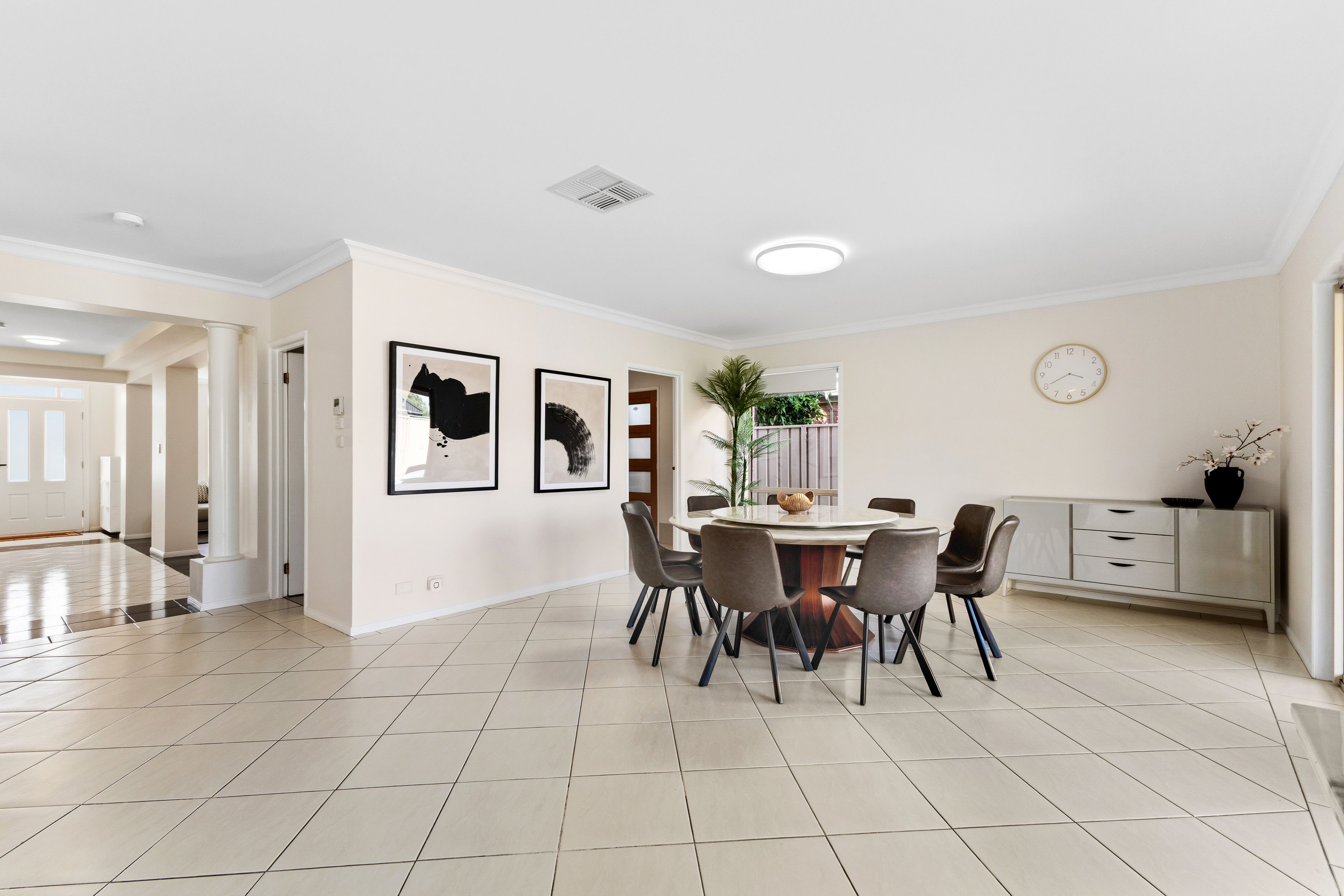 12 York Avenue East — photo 8 of 25