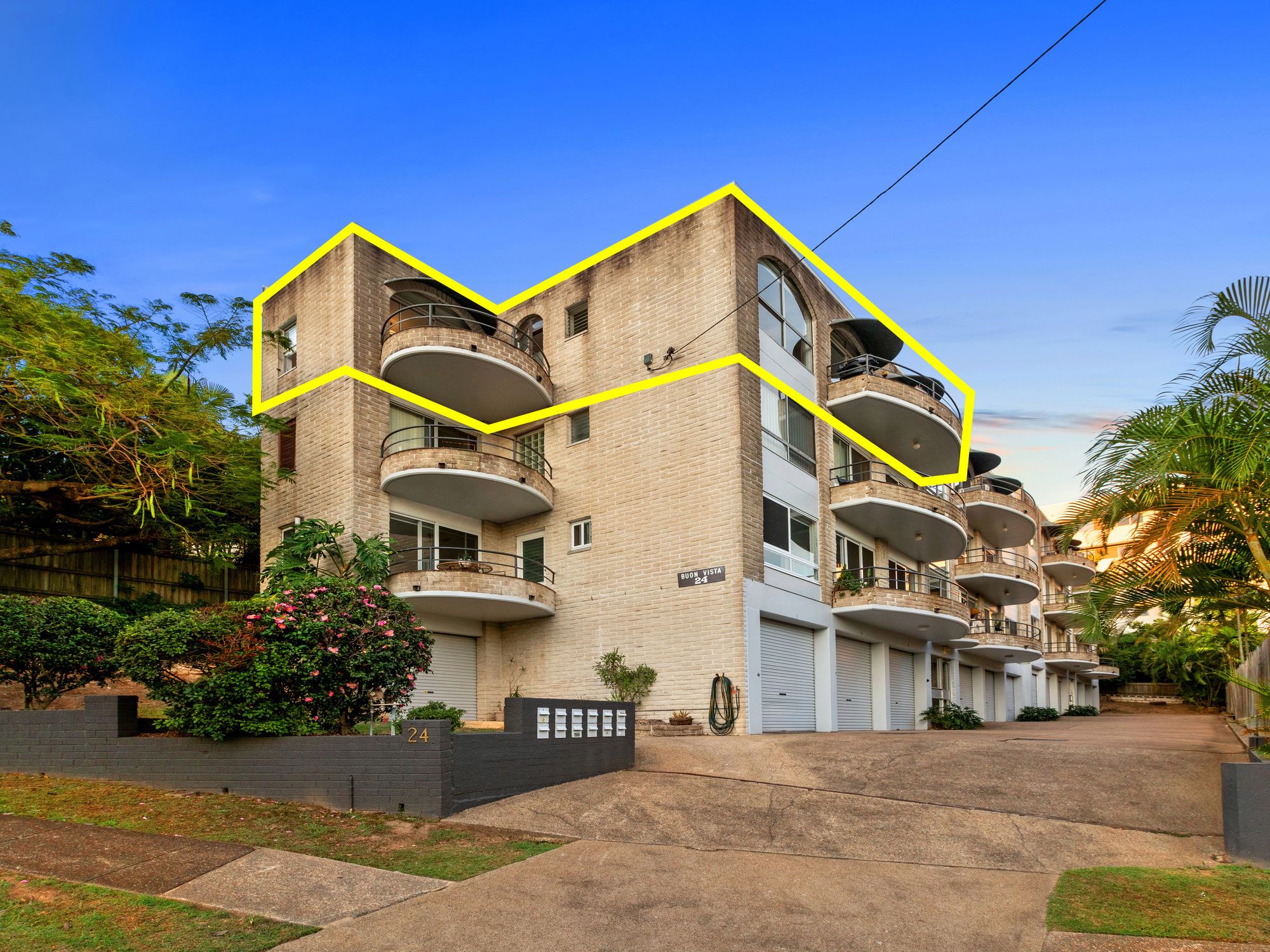 24 Whytecliffe Street, Albion QLD 4010