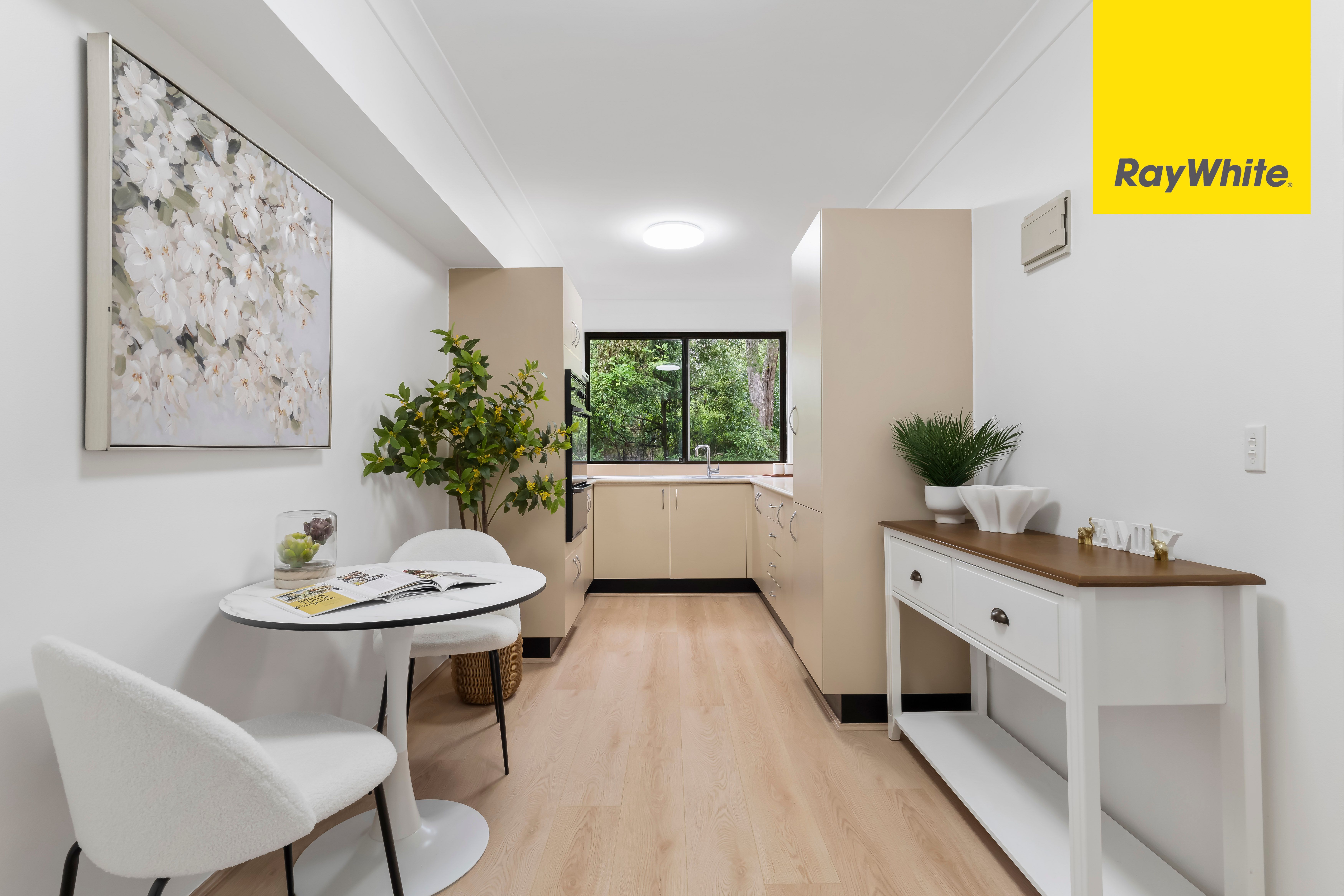 16/13 Carlingford Road — photo 3 of 6