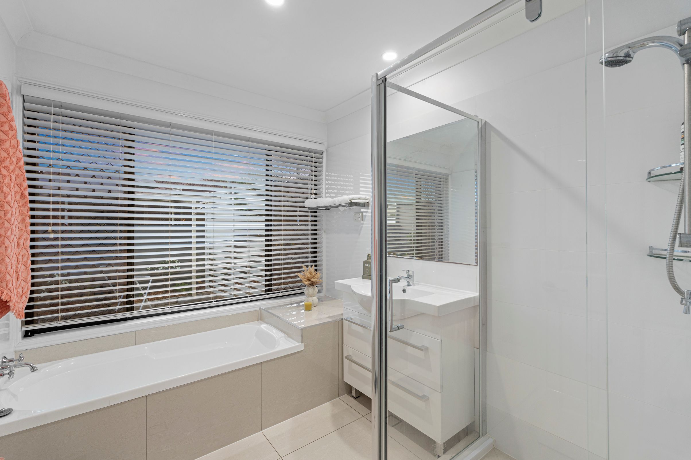 46 Dampier Crescent — photo 9 of 30