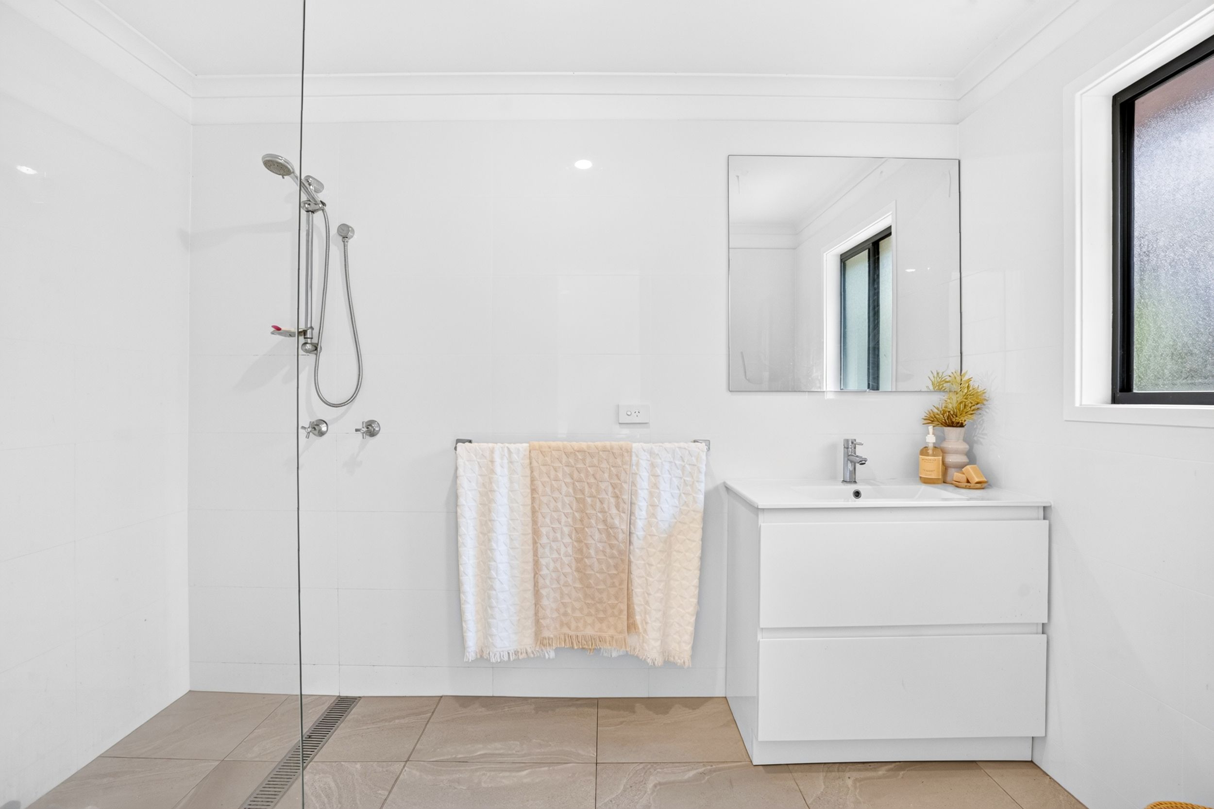 187 Empire Bay Drive — photo 13 of 19