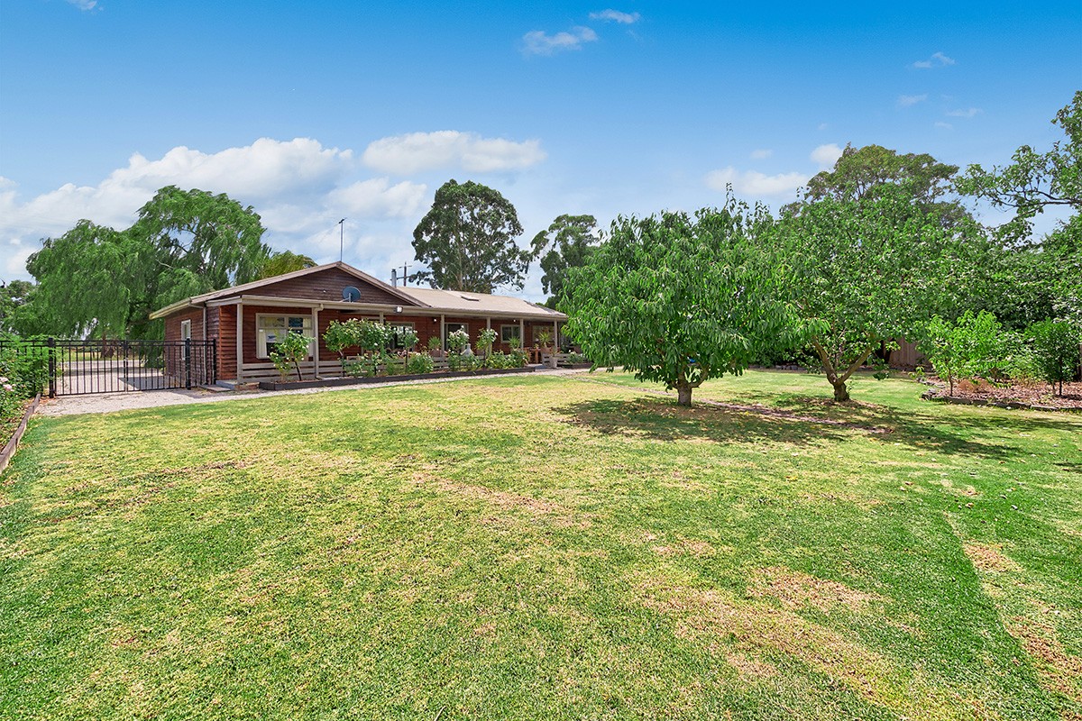 216-218 Rossiter Road, Koo Wee Rup, VIC 3981