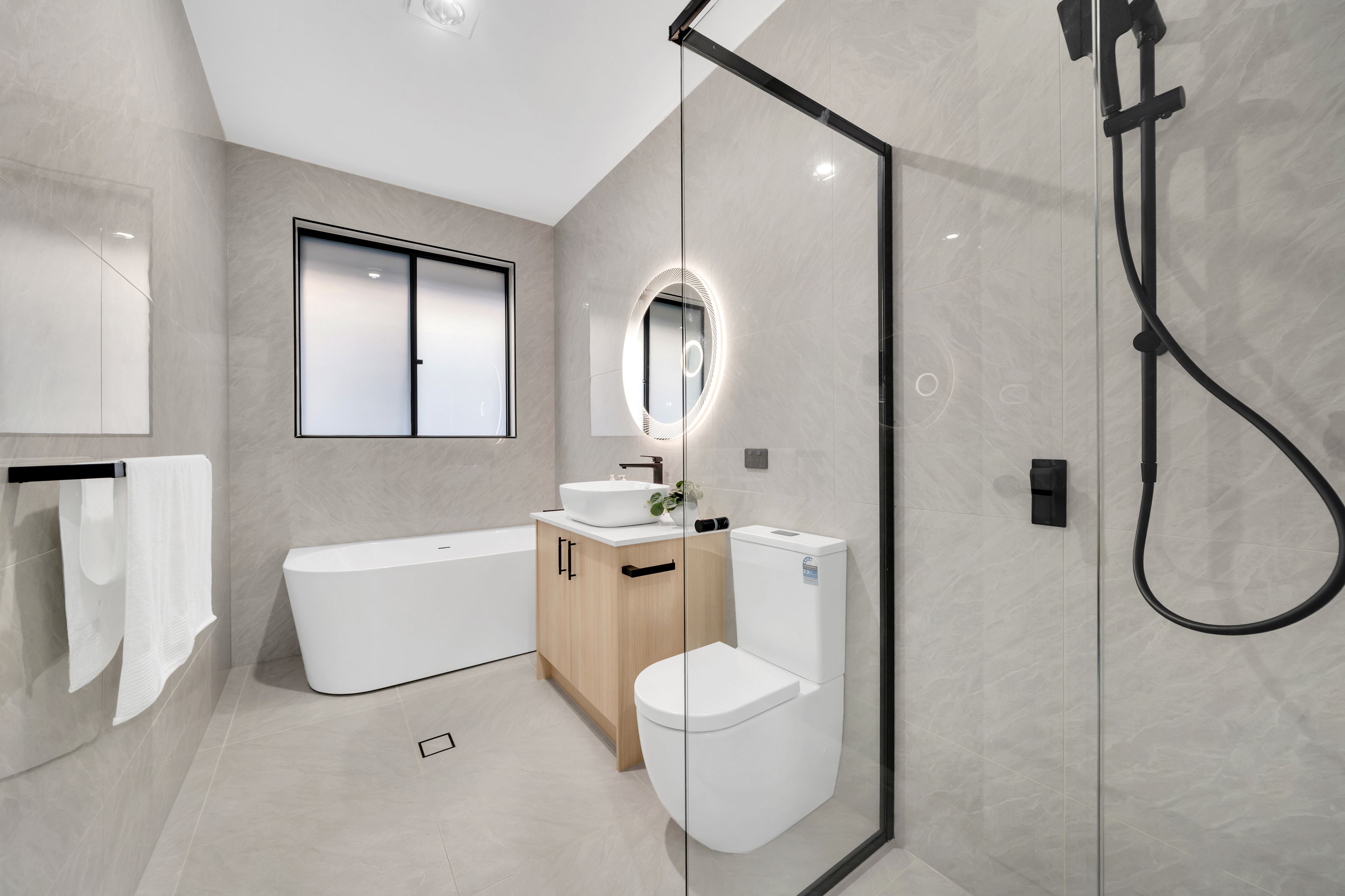 38 Kingfisher Drive — photo 17 of 22