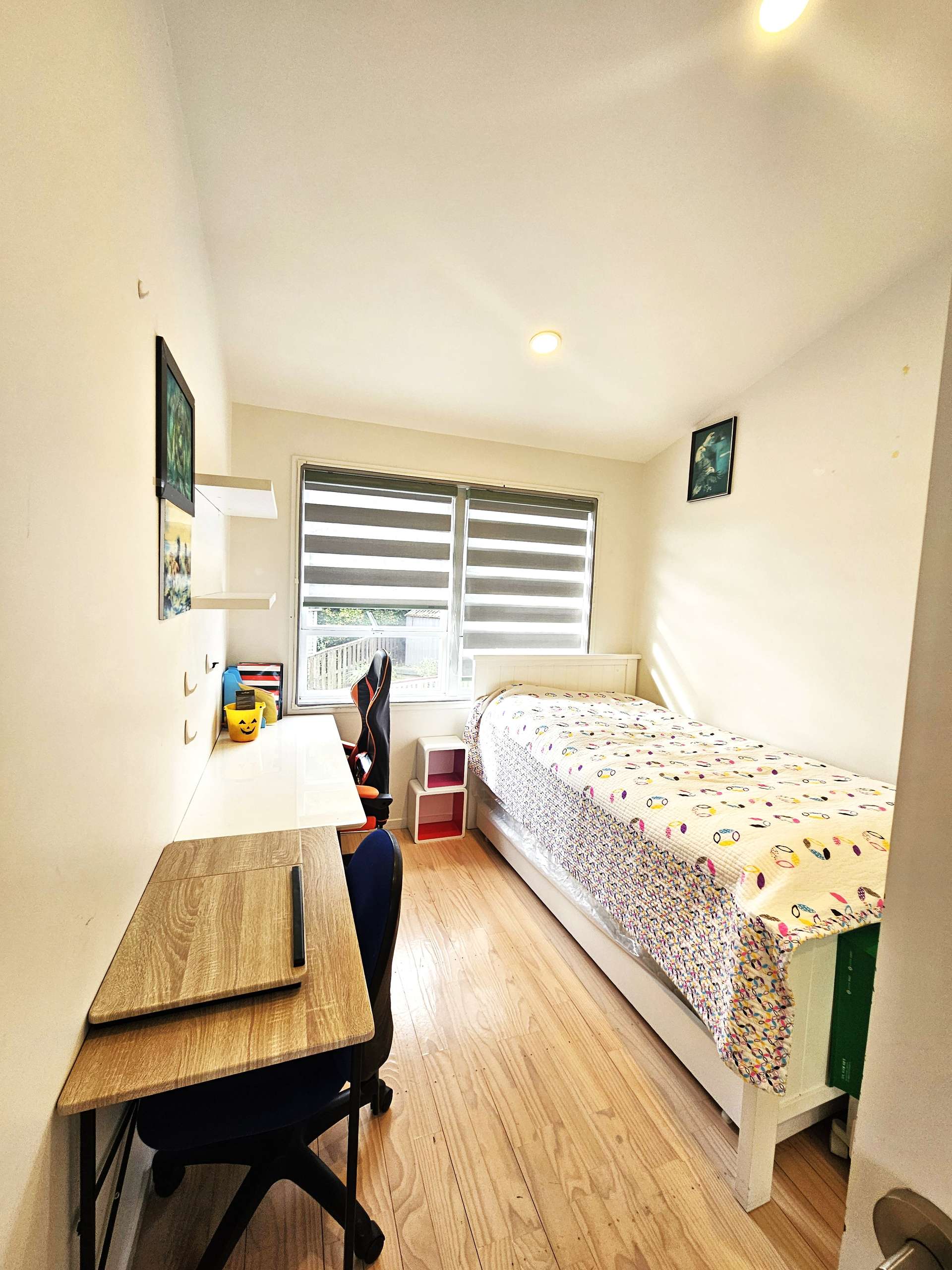 21 Edgeworth Road photo 5