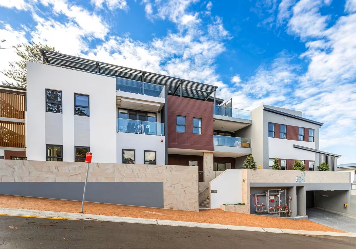 G05/141 Belinda Street — photo 12 of 12