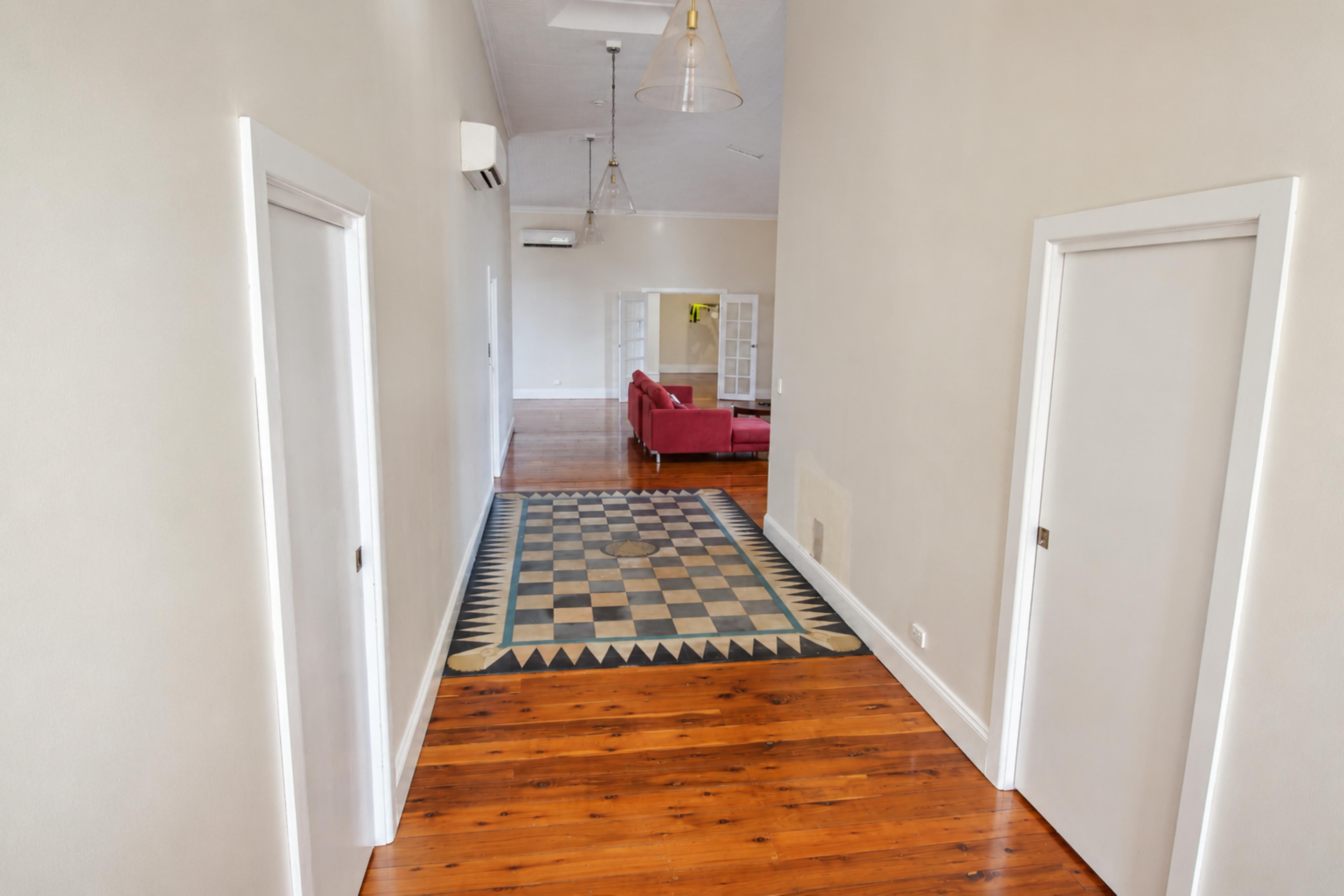 105-107 Lee Street Street — photo 6 of 20