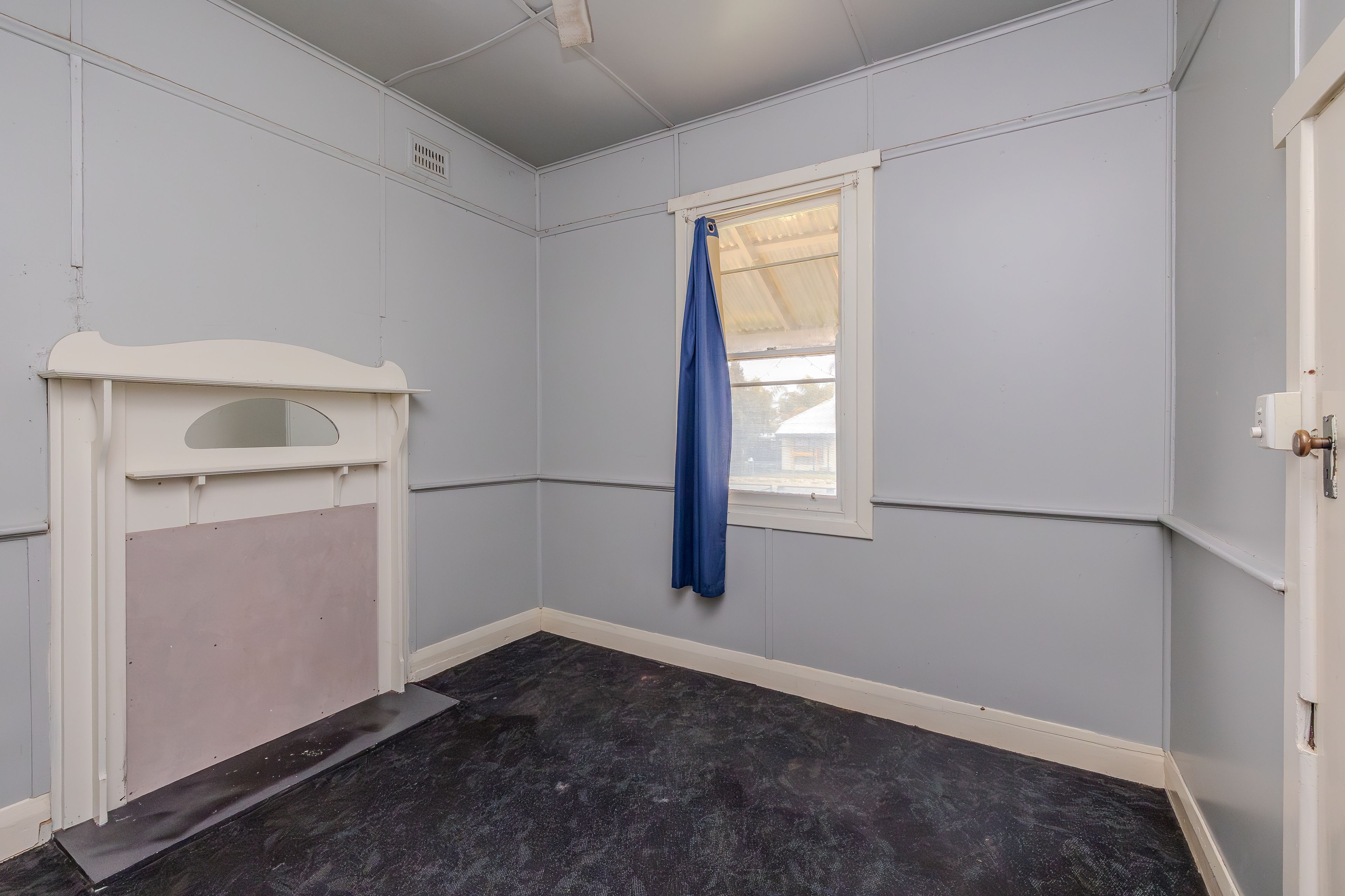 20 Railway Terrace — photo 4 of 11
