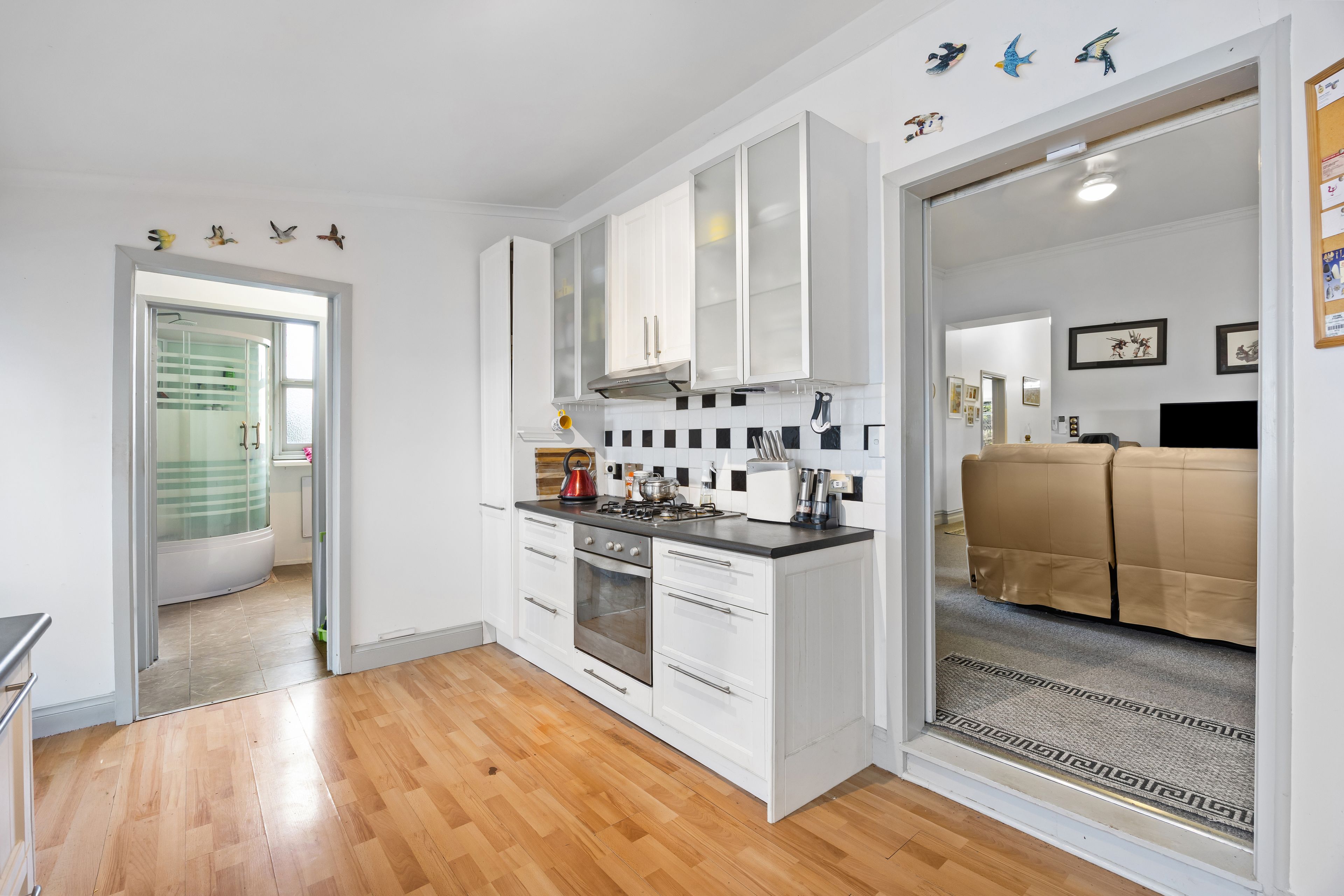 76 Queen Street — photo 6 of 18