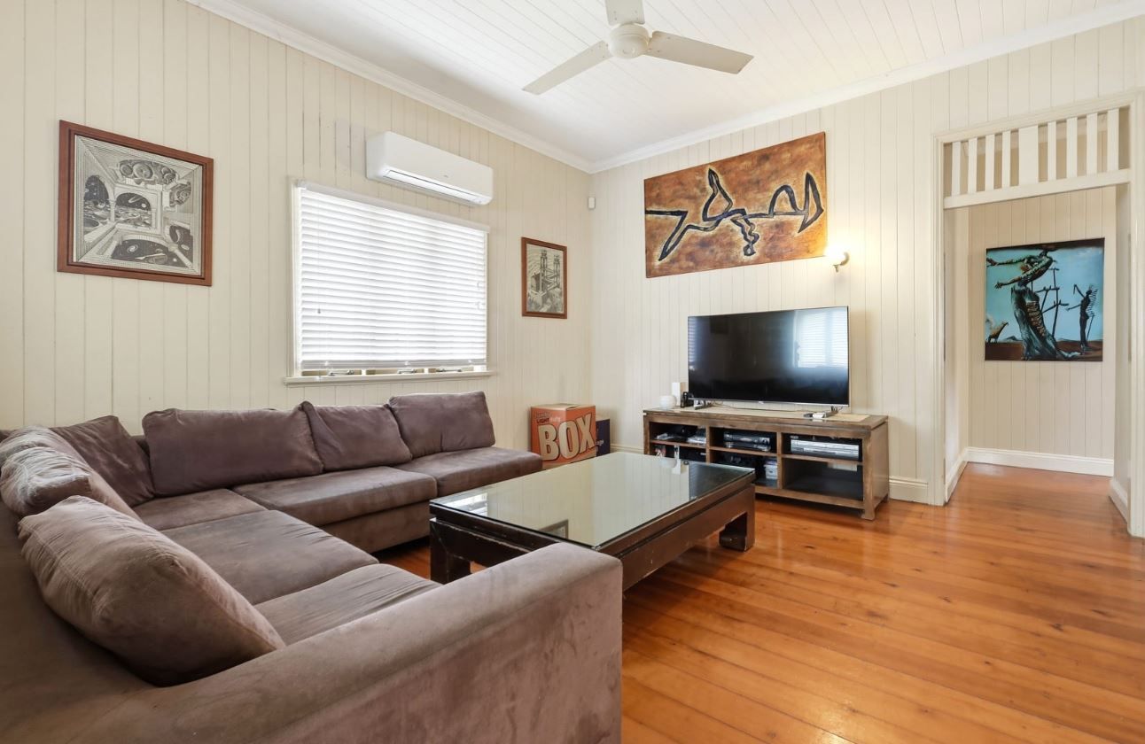 39 Lilley Road — photo 7 of 19