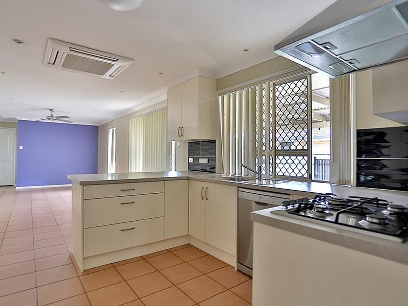 1 Trafalgar Court, Strathpine, QLD 4500
