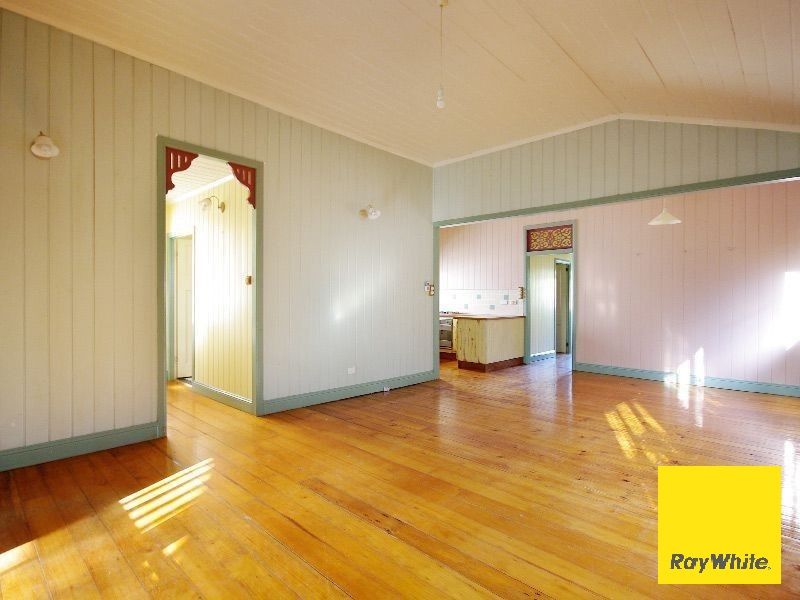 21 Thomas Street, Greenslopes, QLD 4120