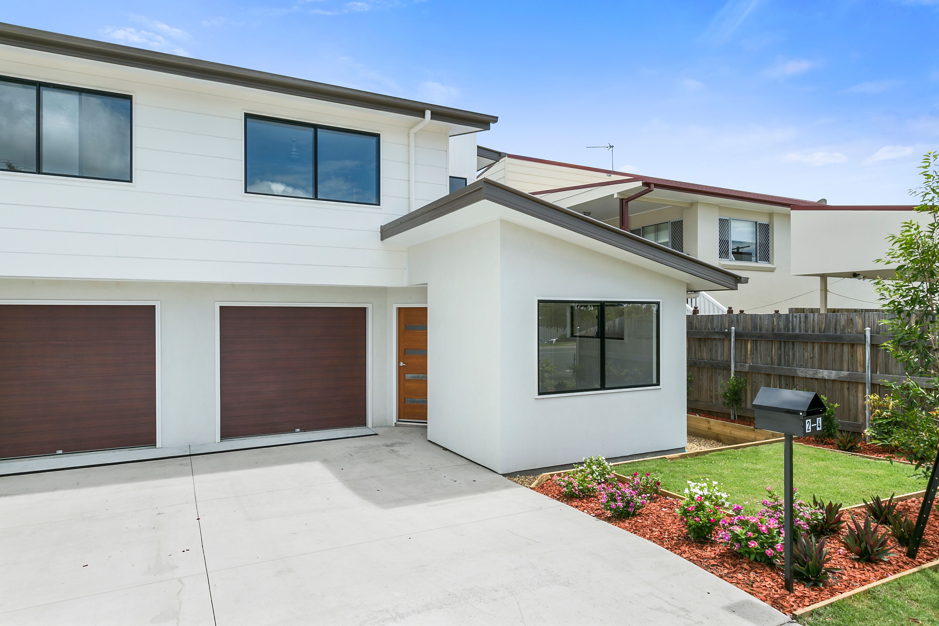 2/4 Grenfell Street, Nerang, QLD 4211