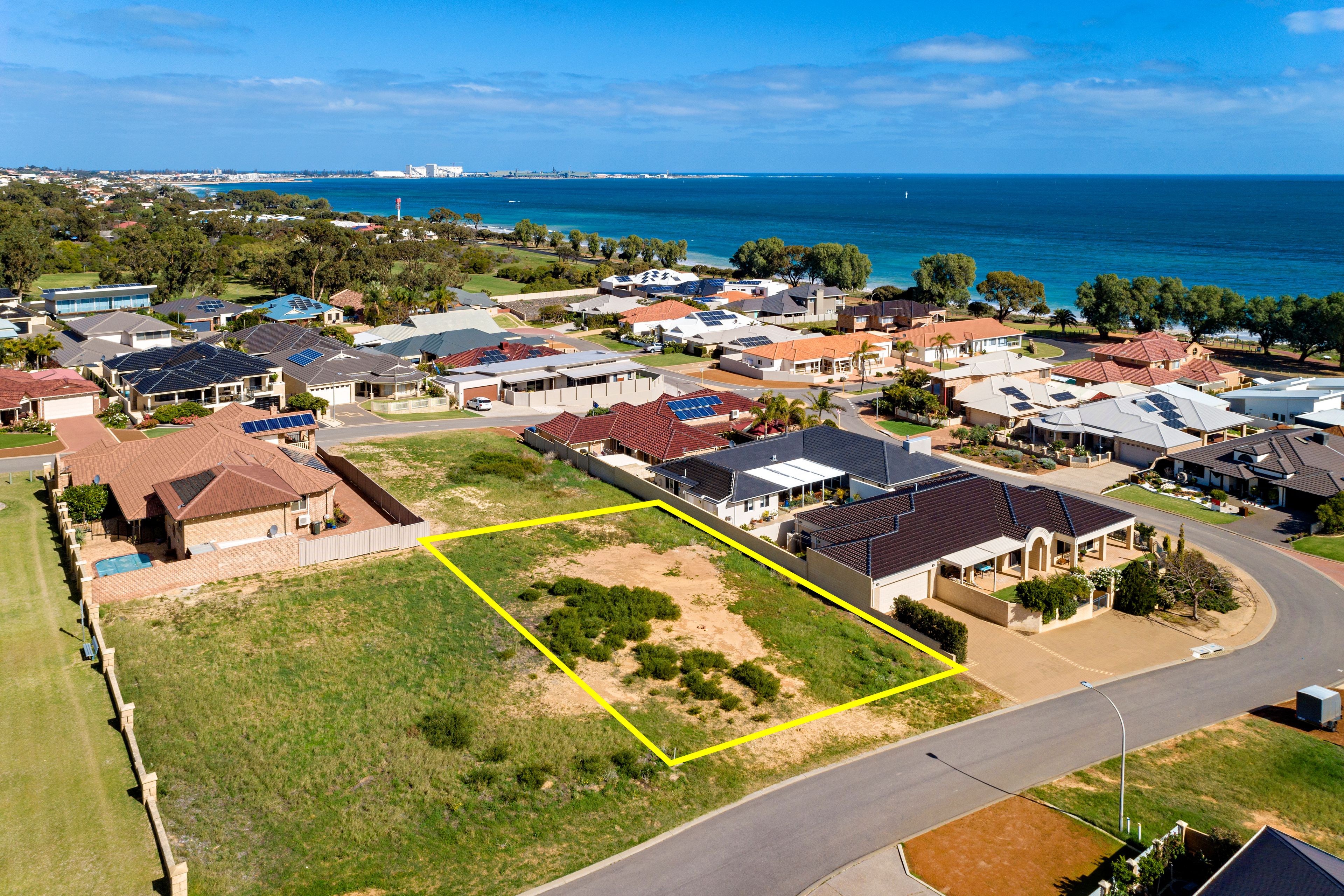 8 Lands Edge Close, Bluff Point, WA 6530