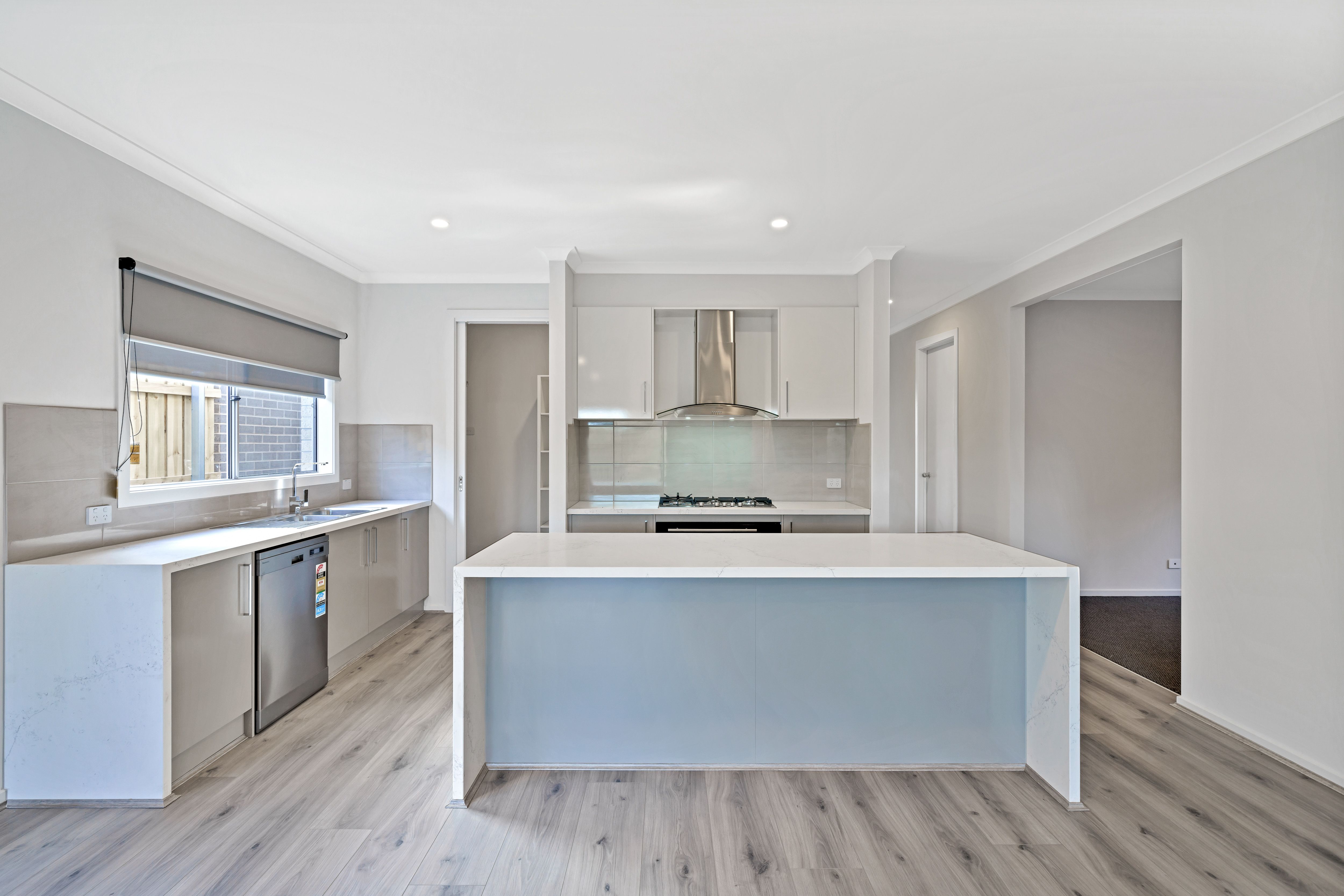 16 Saldi Street, Clyde North, VIC 3978