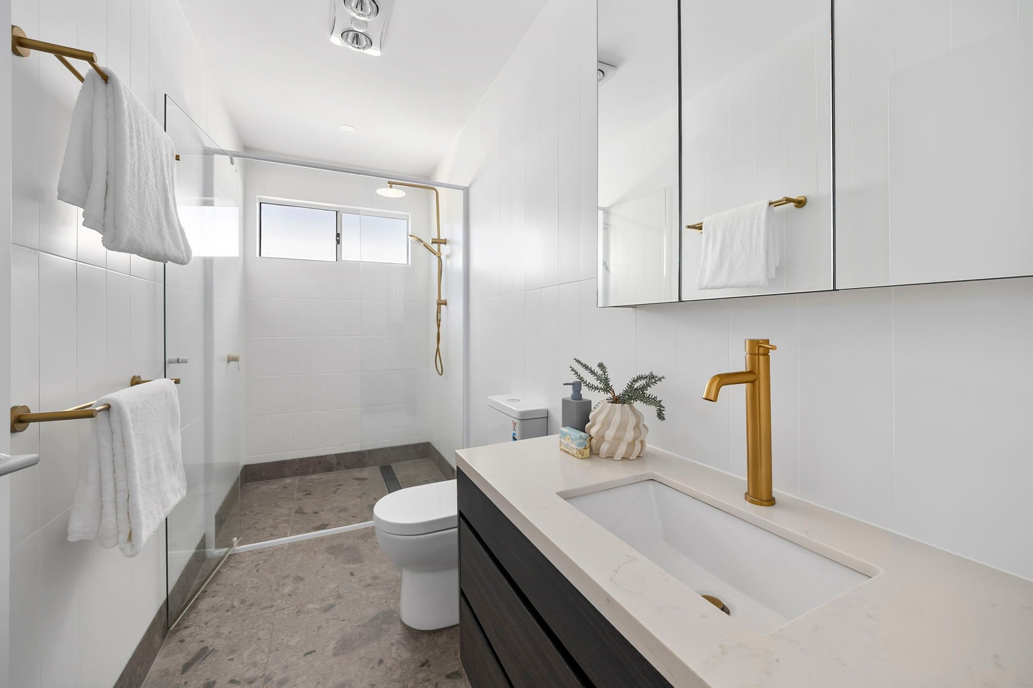 1/11 Gardner Street — photo 8 of 11