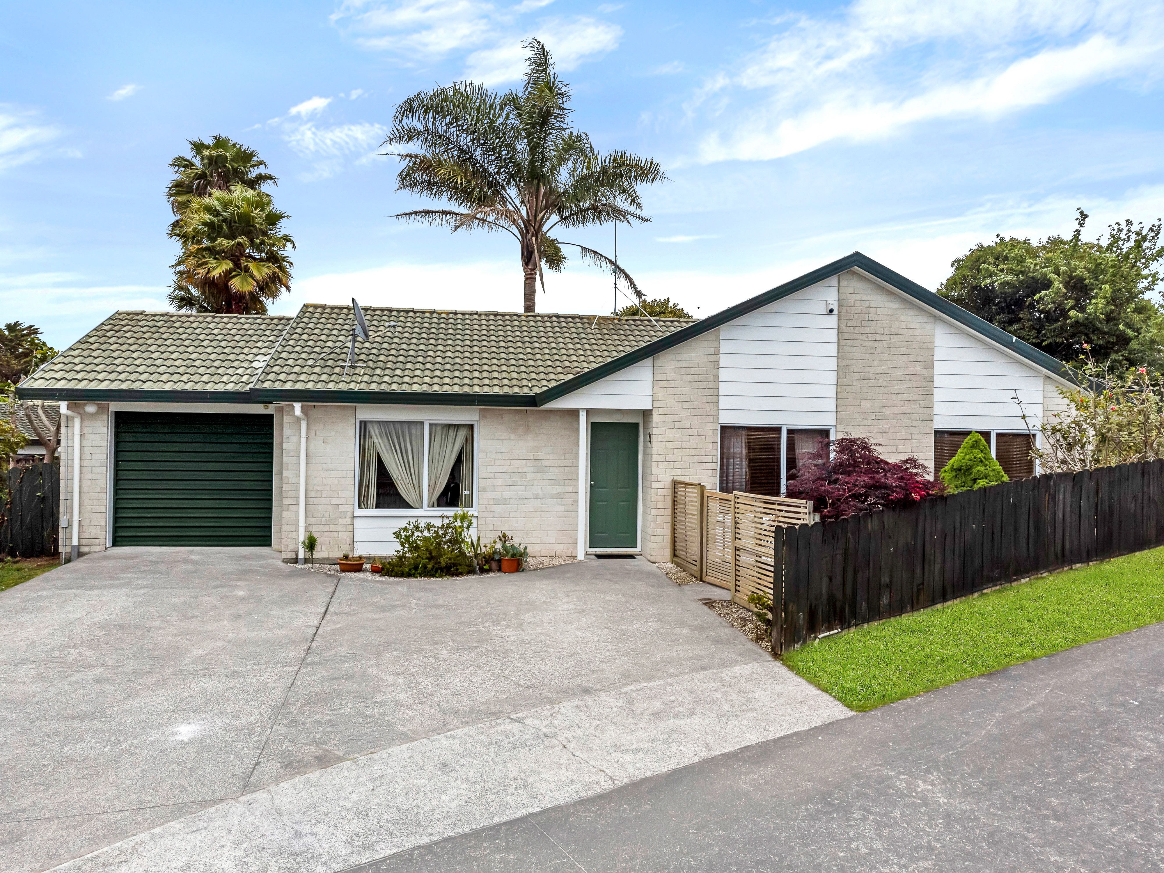 20 Skelton Avenue, Randwick Park, Manukau City