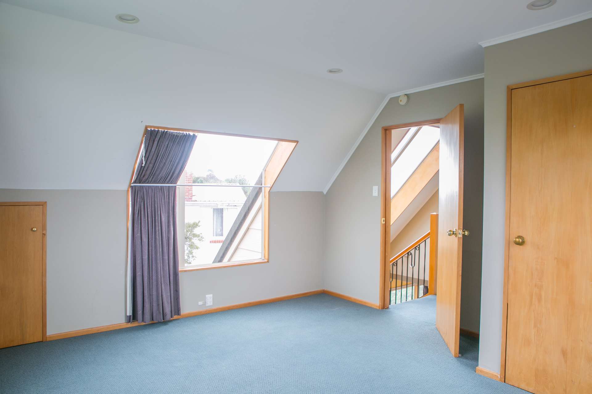 14 Marine Parade photo 19